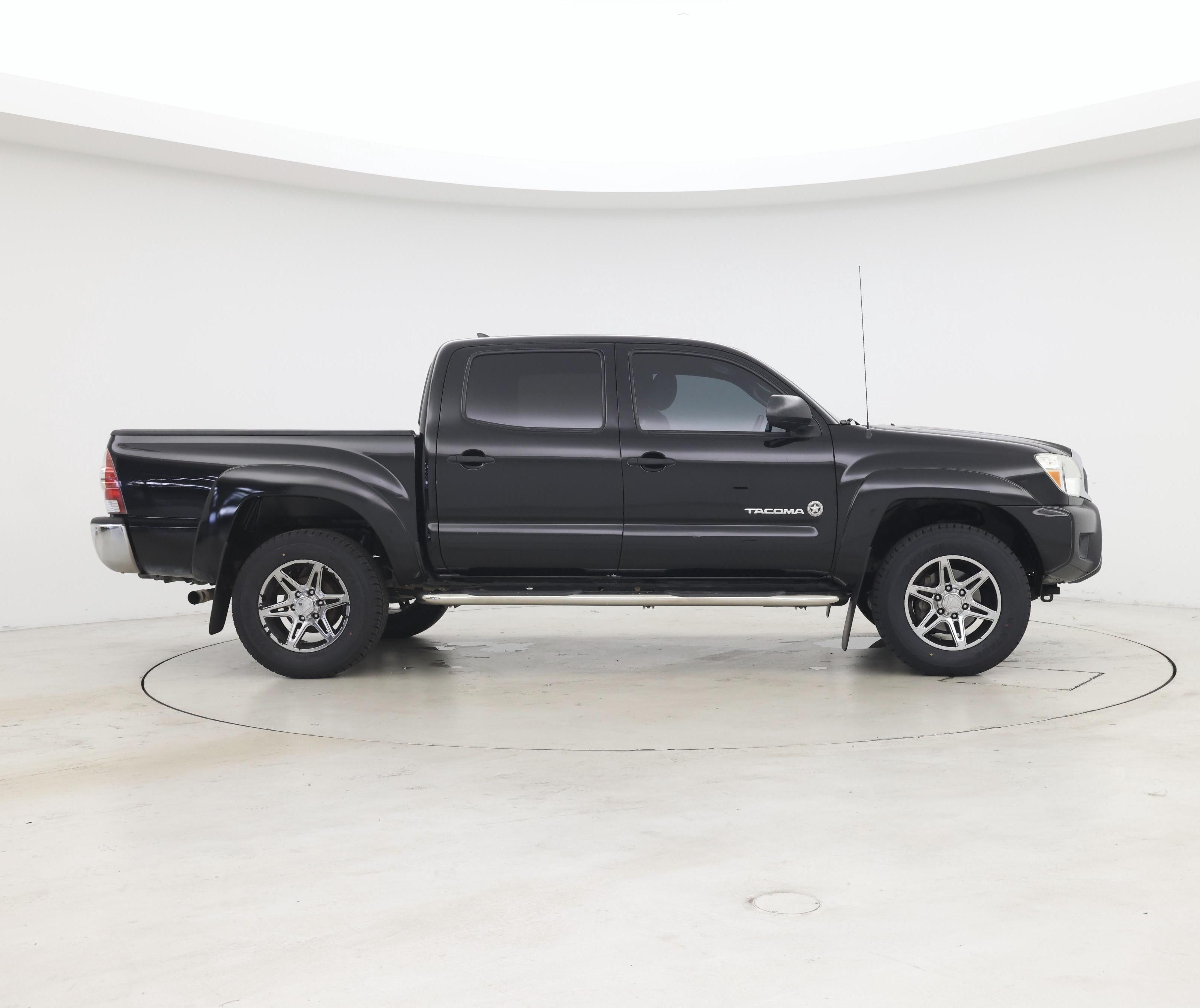 Thumbnail: 2014 Toyota Tacoma - 7