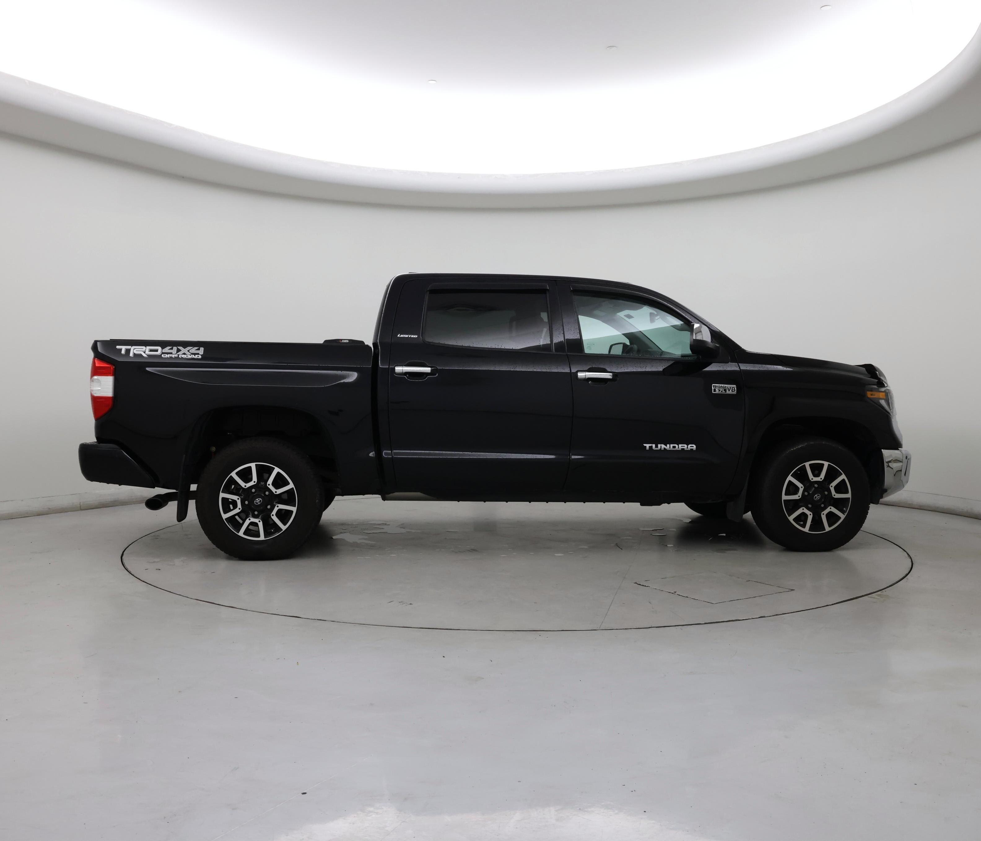 Thumbnail: 2021 Toyota Tundra - 7