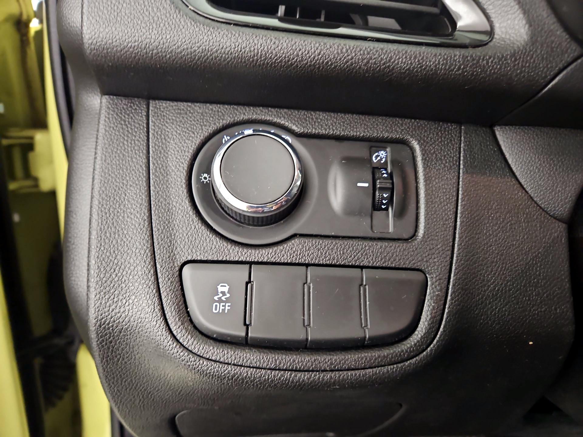 Thumbnail: 2017 Chevrolet Spark - 11