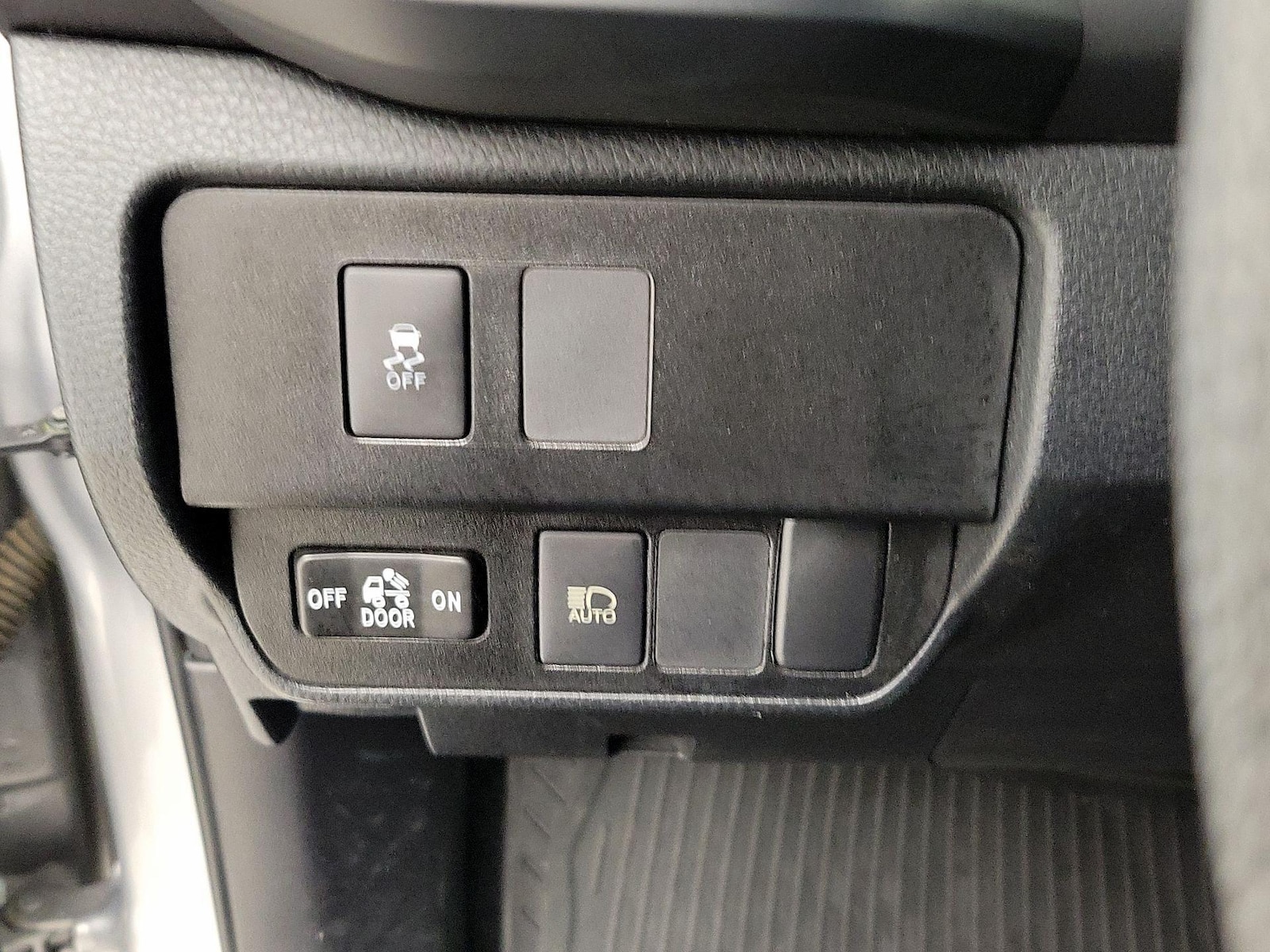 2020 Toyota Tacoma SR - Photo 14