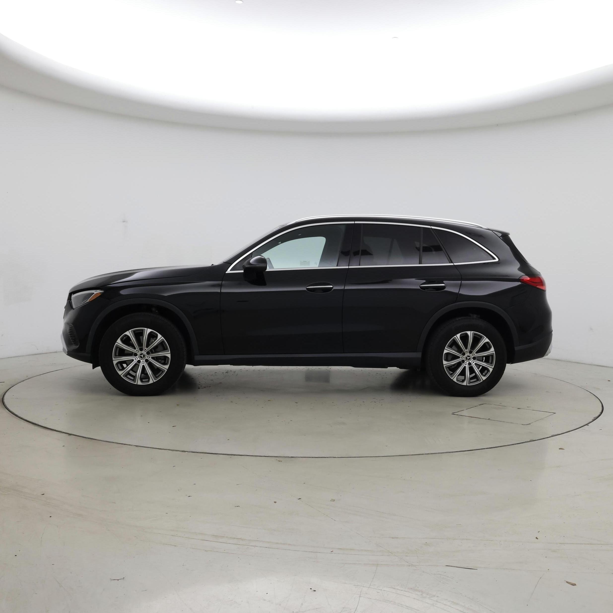 Thumbnail: 2024 Mercedes-Benz GLC - 3