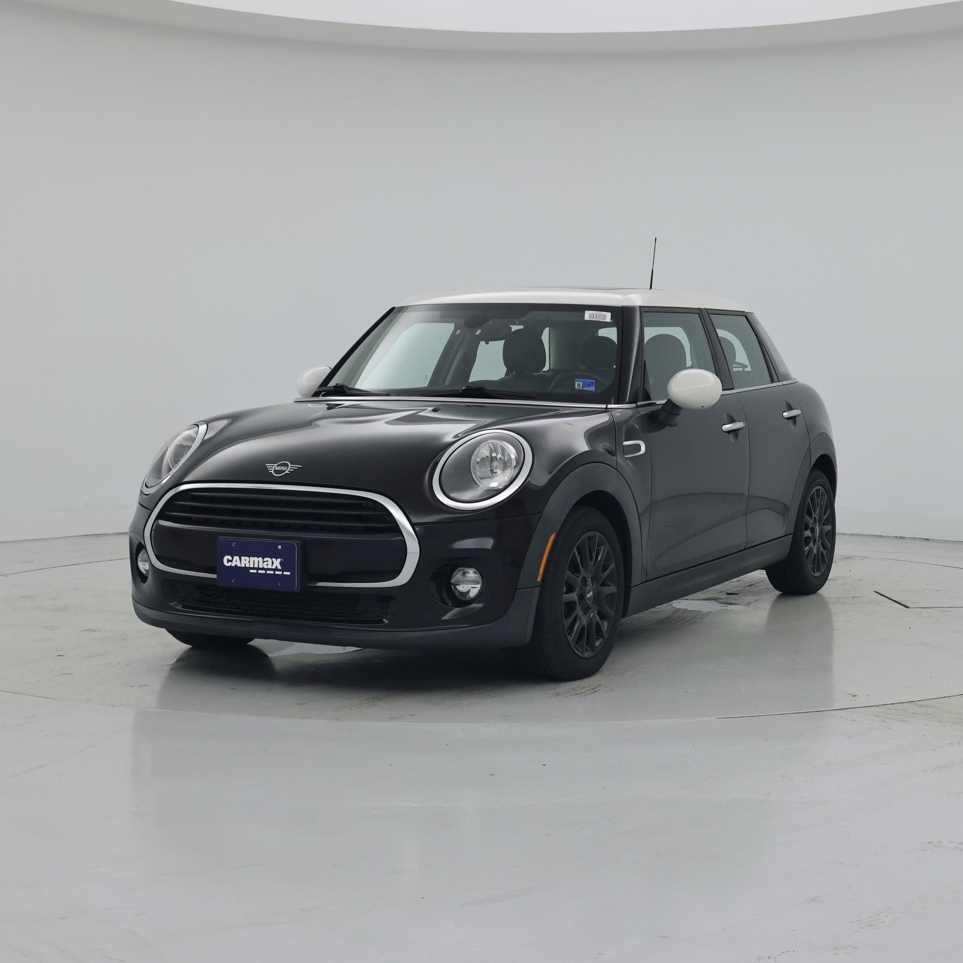 Thumbnail: 2019 MINI Cooper Hardtop - 4