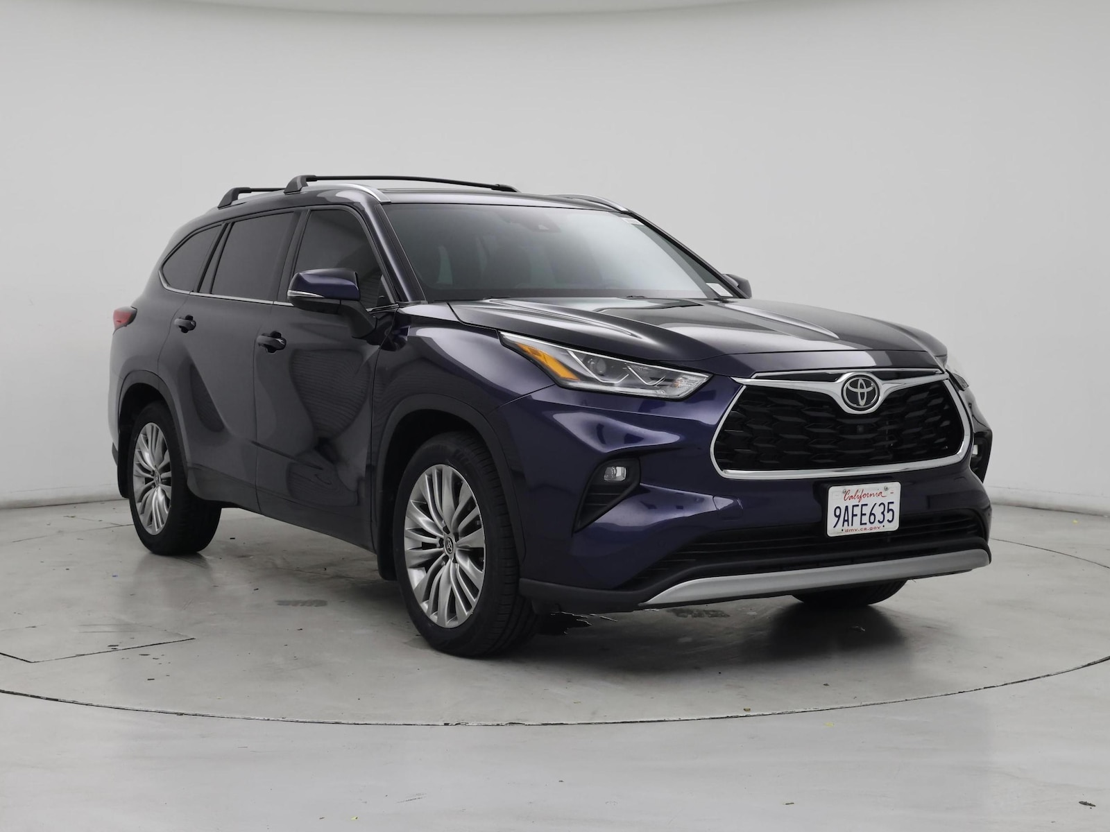 2022 Toyota Highlander Platinum - Photo 2