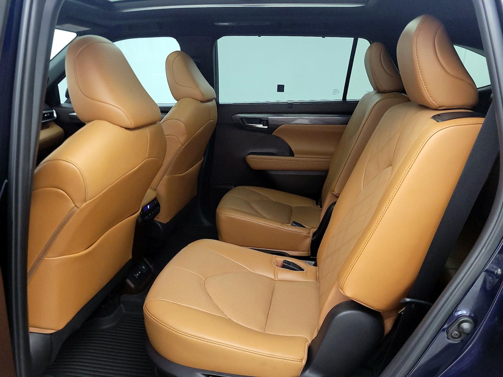 2022 Toyota Highlander Platinum - Photo 22