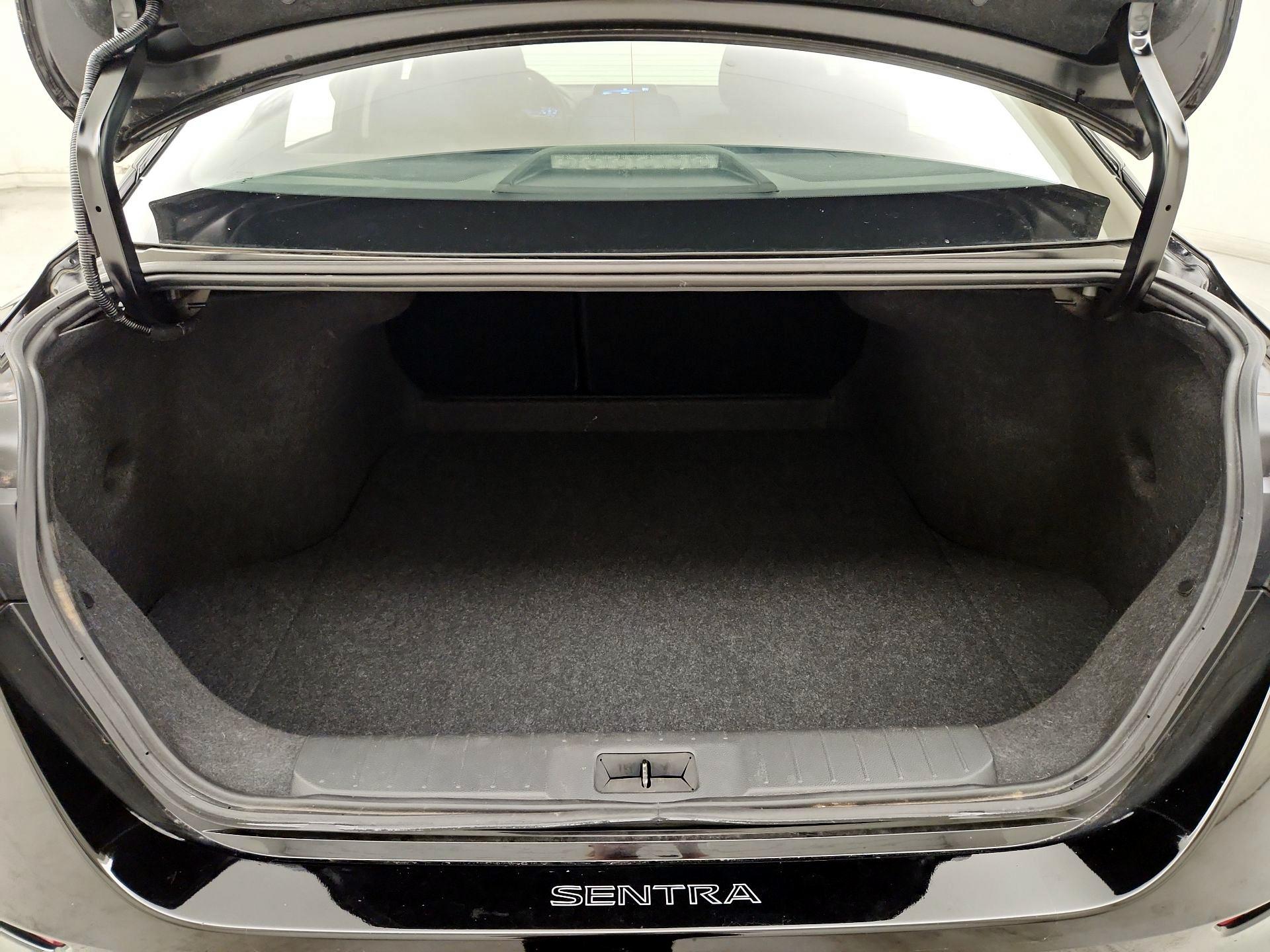 Thumbnail: 2024 Nissan Sentra - 20