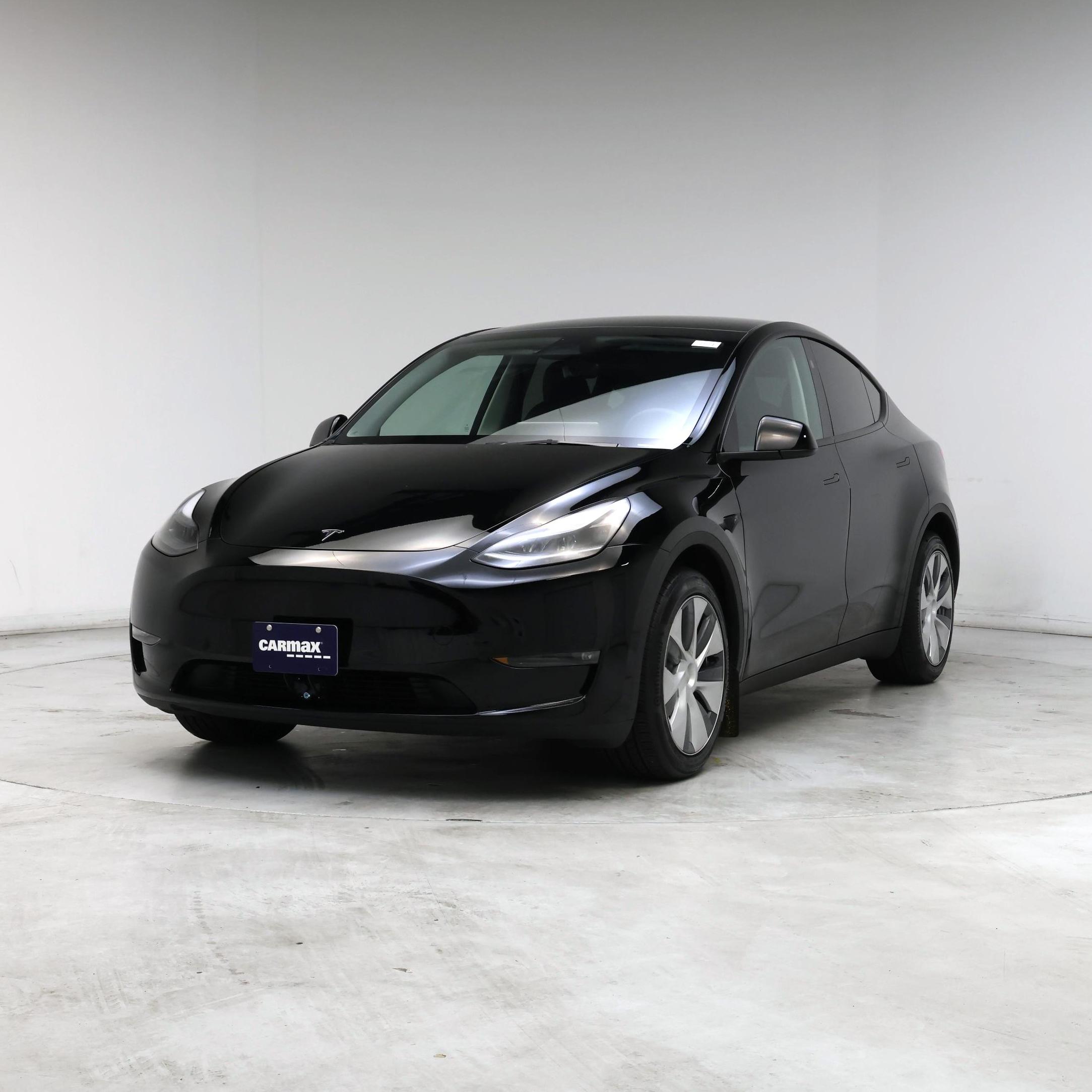 Thumbnail: 2023 Tesla Model Y - 4