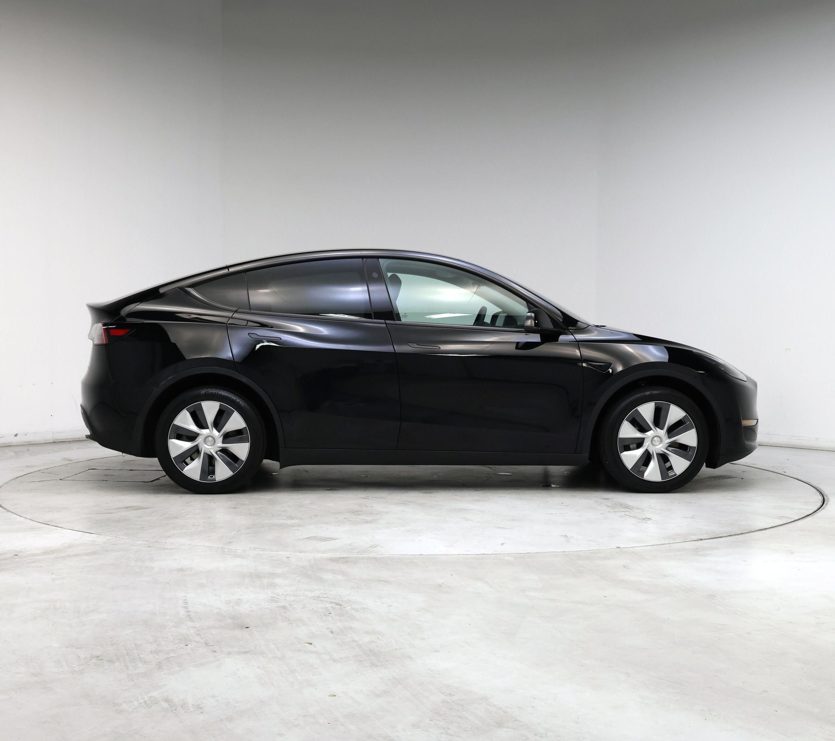 Thumbnail: 2023 Tesla Model Y - 7