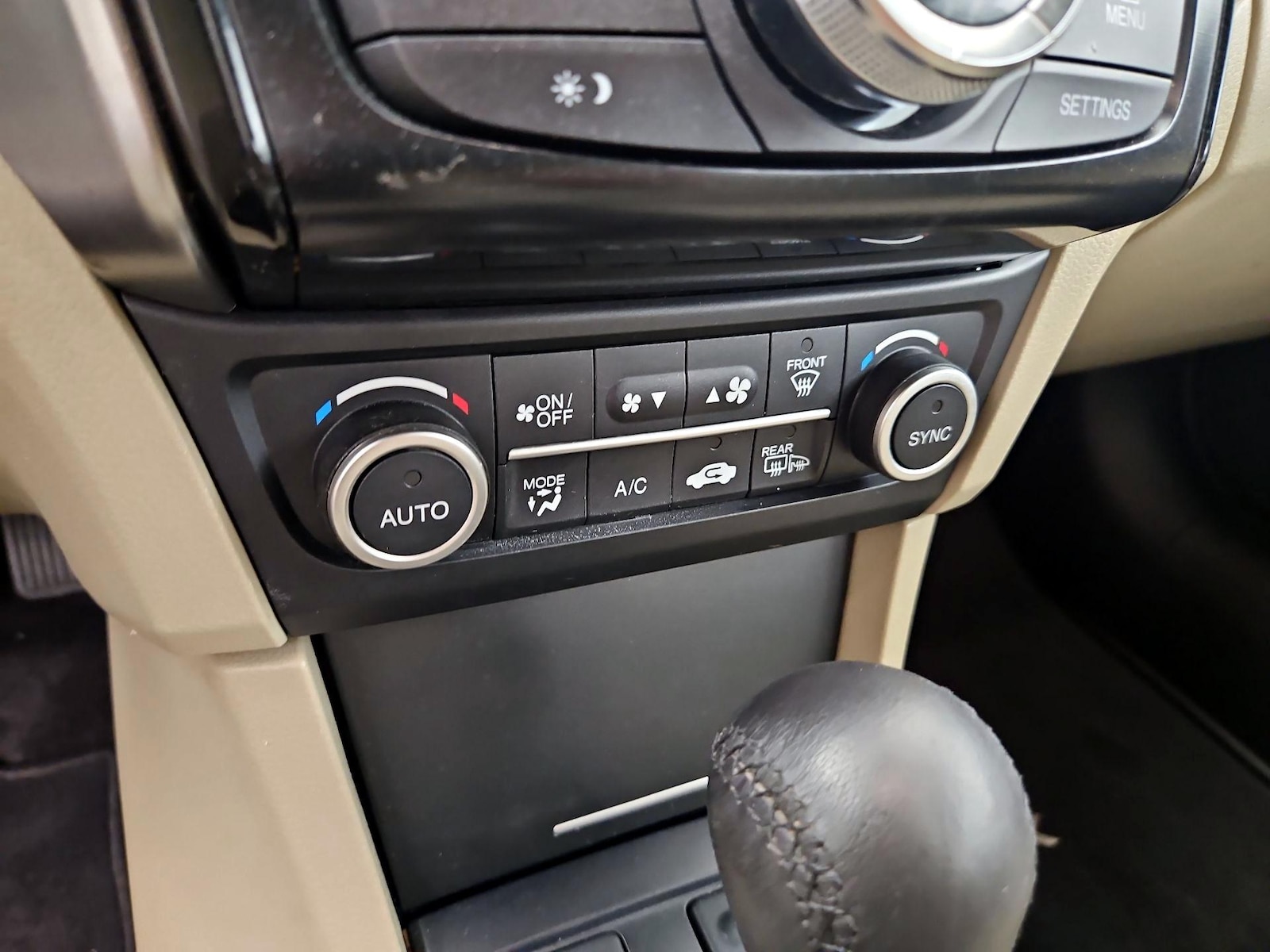 2017 Acura ILX Technology Plus - Photo 18