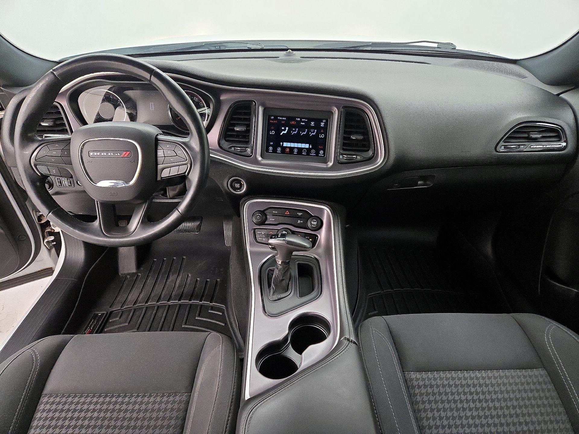 Thumbnail: 2019 Dodge Challenger - 9