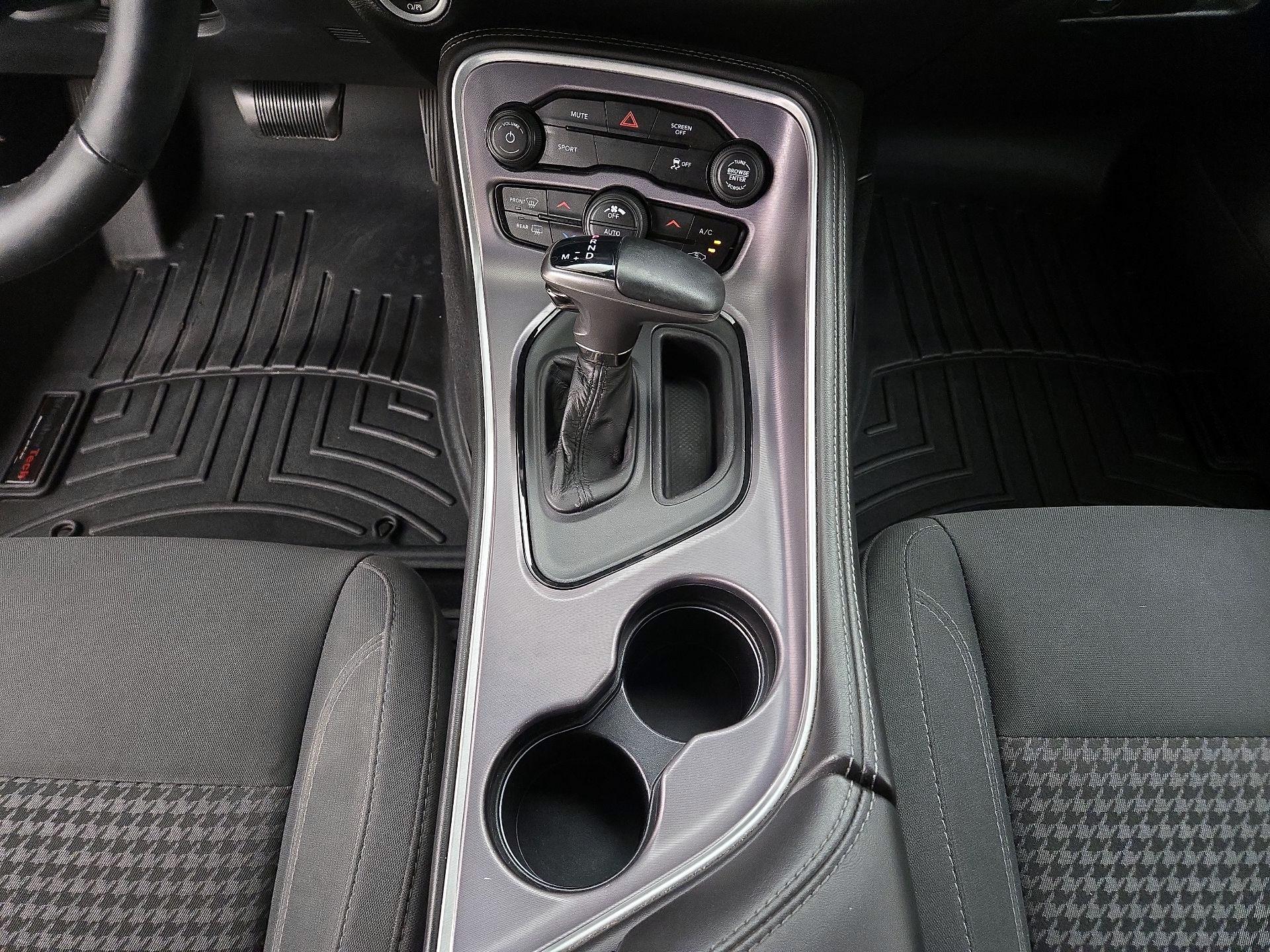Thumbnail: 2019 Dodge Challenger - 17