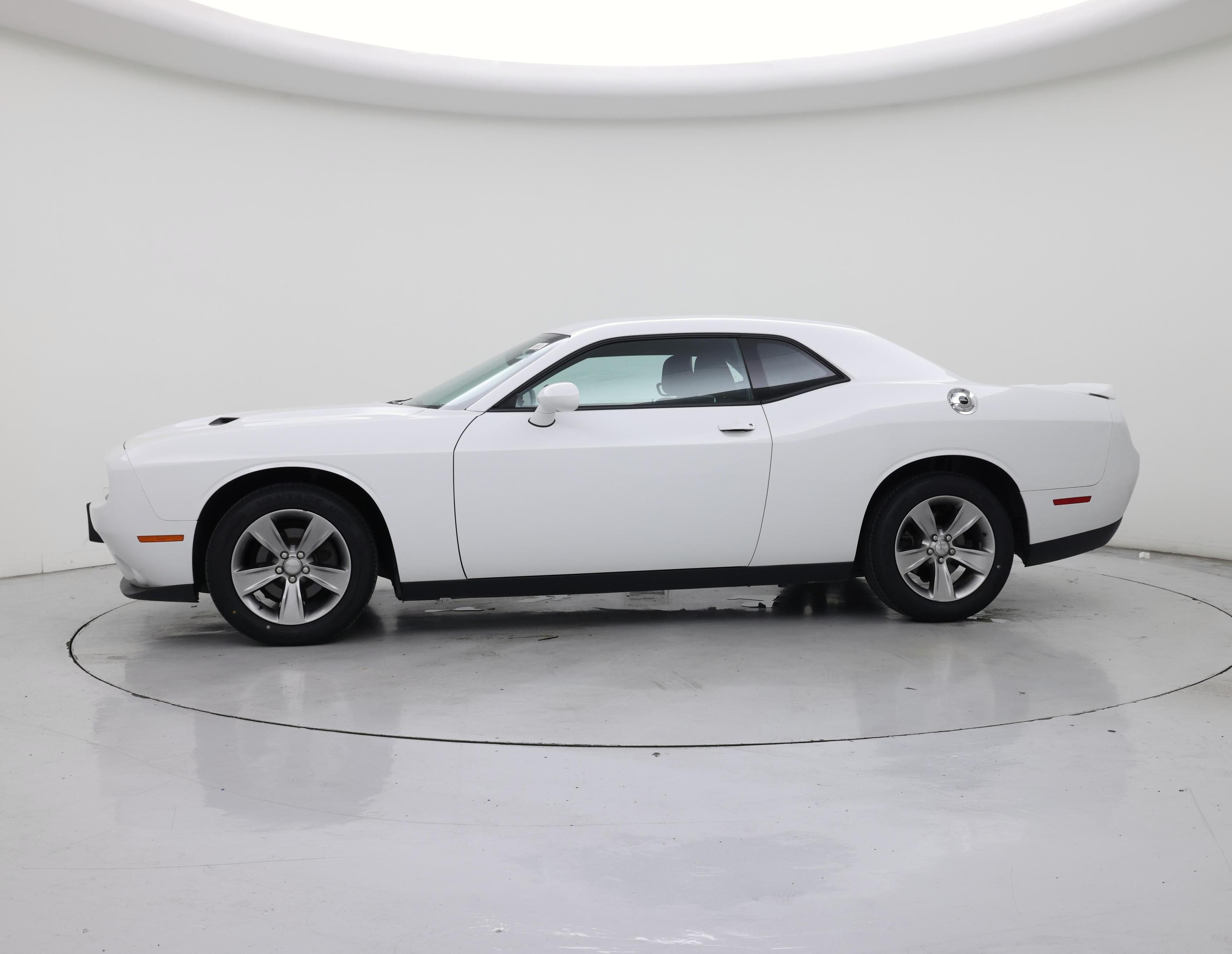 Thumbnail: 2019 Dodge Challenger - 3