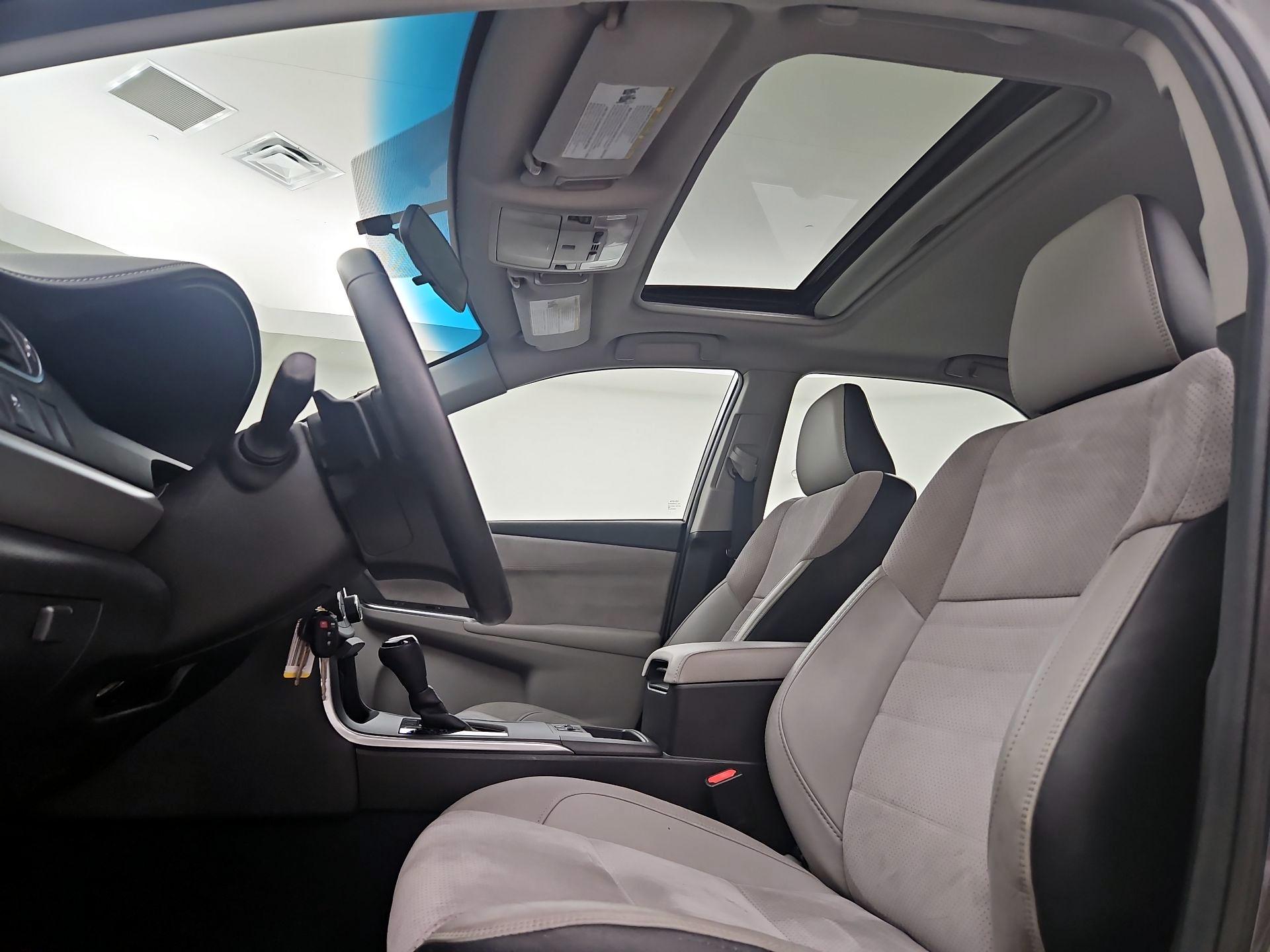 Thumbnail: 2015 Toyota Camry - 19