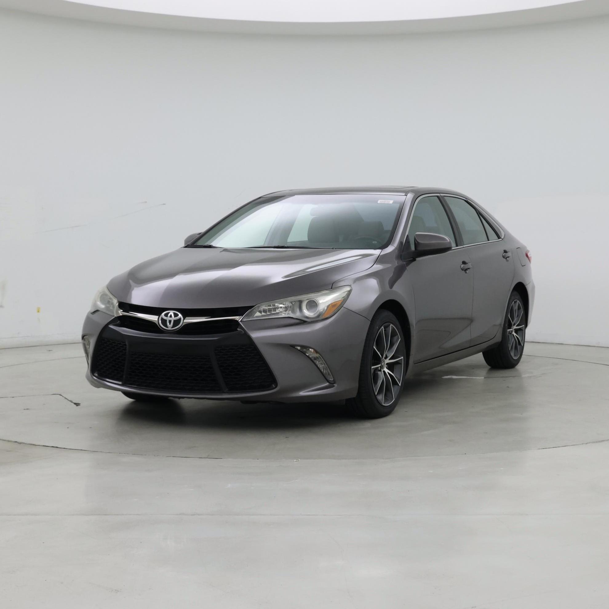 Thumbnail: 2015 Toyota Camry - 4