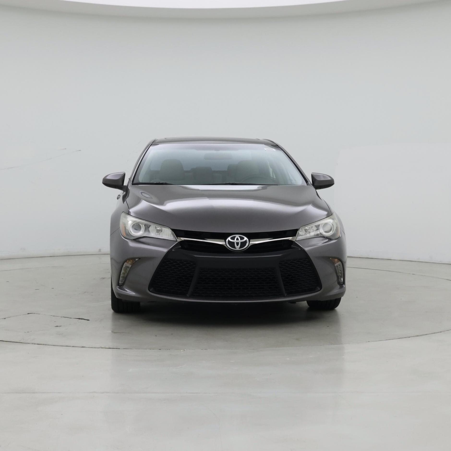 Thumbnail: 2015 Toyota Camry - 5