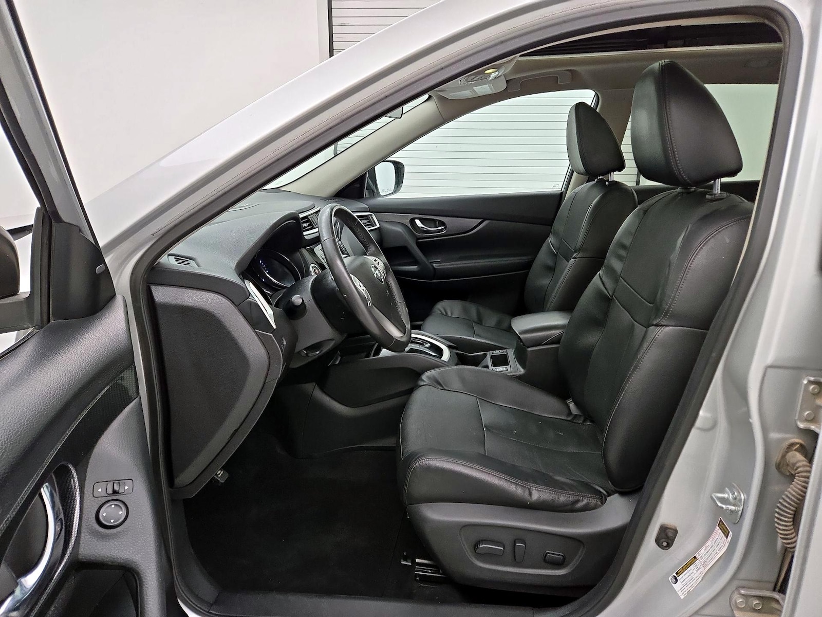 2016 Nissan Rogue SL - Photo 12