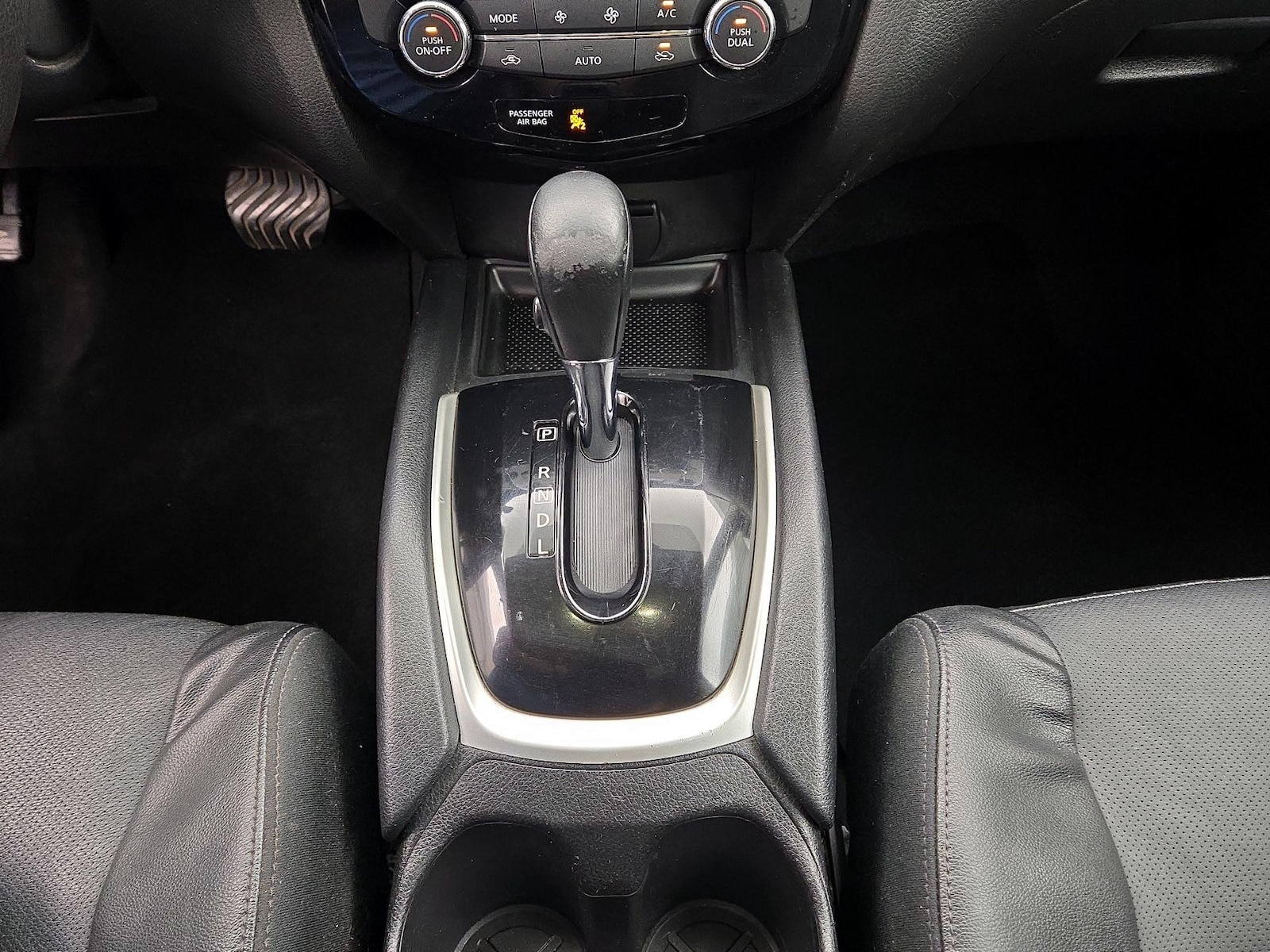 2016 Nissan Rogue SL - Photo 19