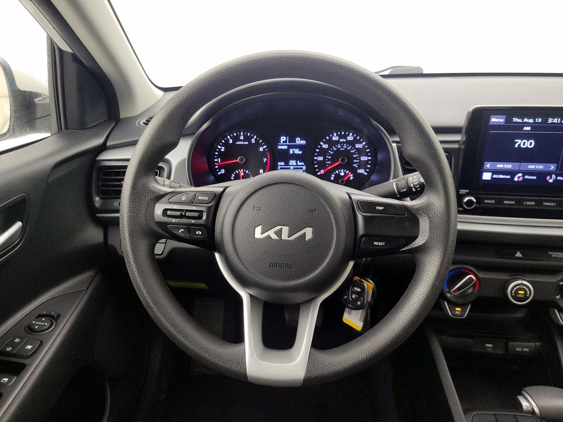 Thumbnail: 2022 Kia Rio - 10