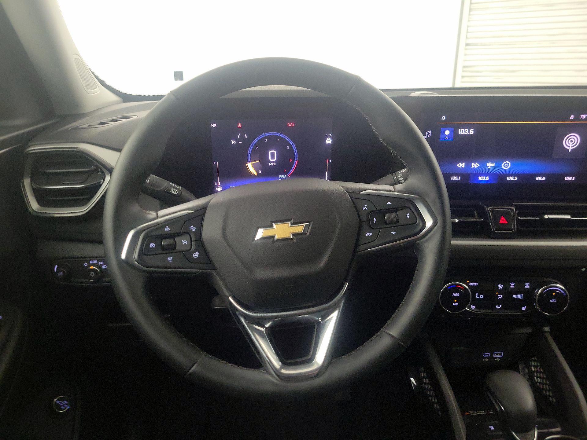 Thumbnail: 2025 Chevrolet TrailBlazer - 10