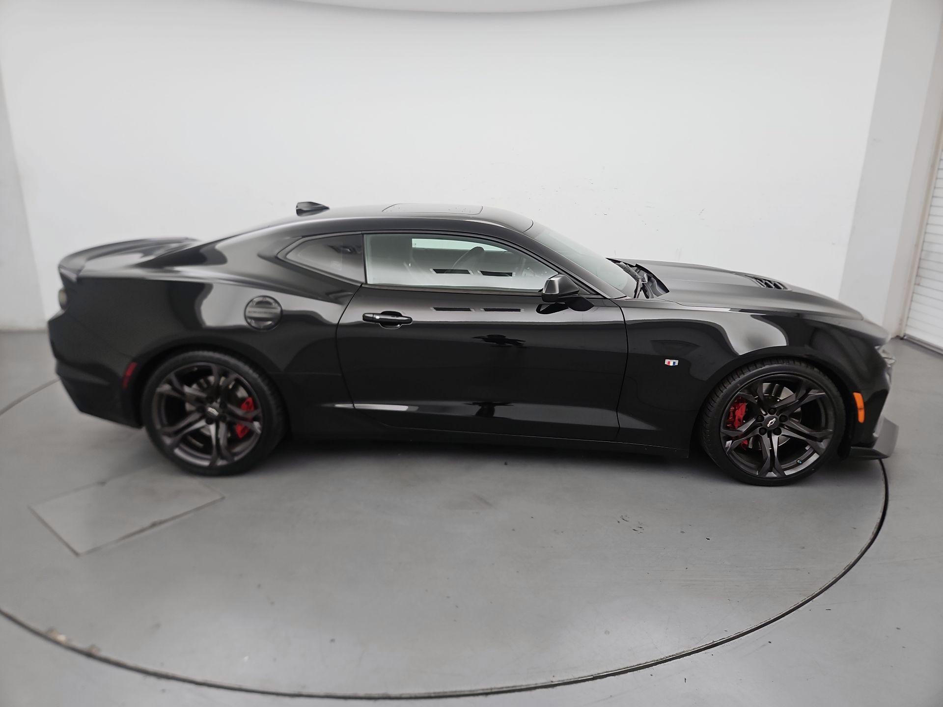 Thumbnail: 2022 Chevrolet Camaro - 4