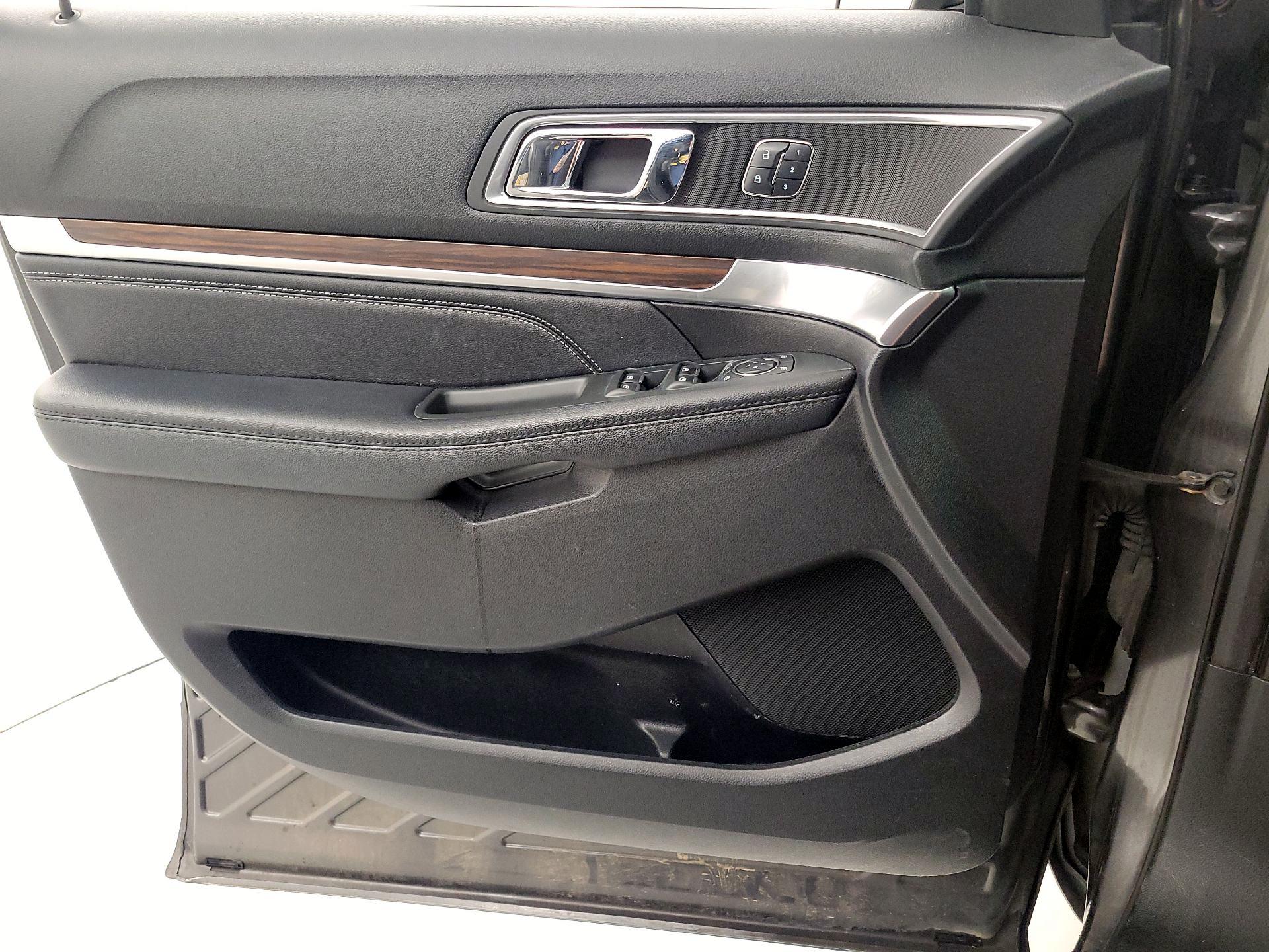 Thumbnail: 2018 Ford Explorer - 12