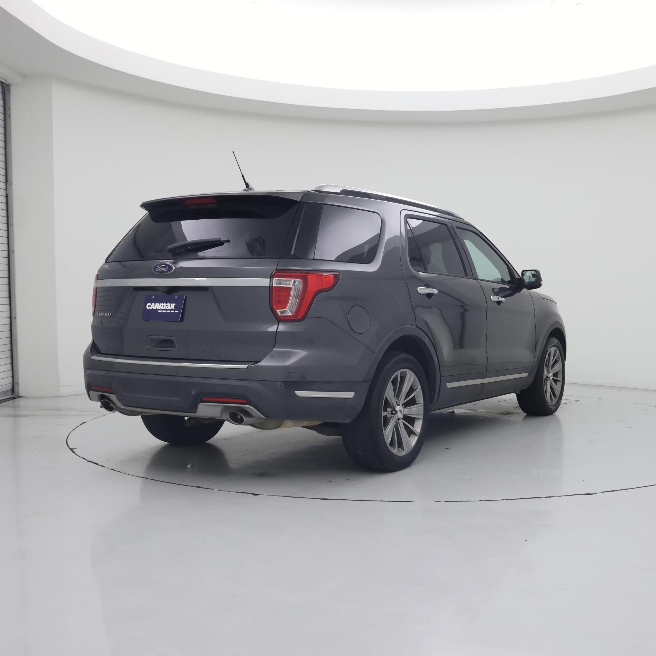 Thumbnail: 2018 Ford Explorer - 8