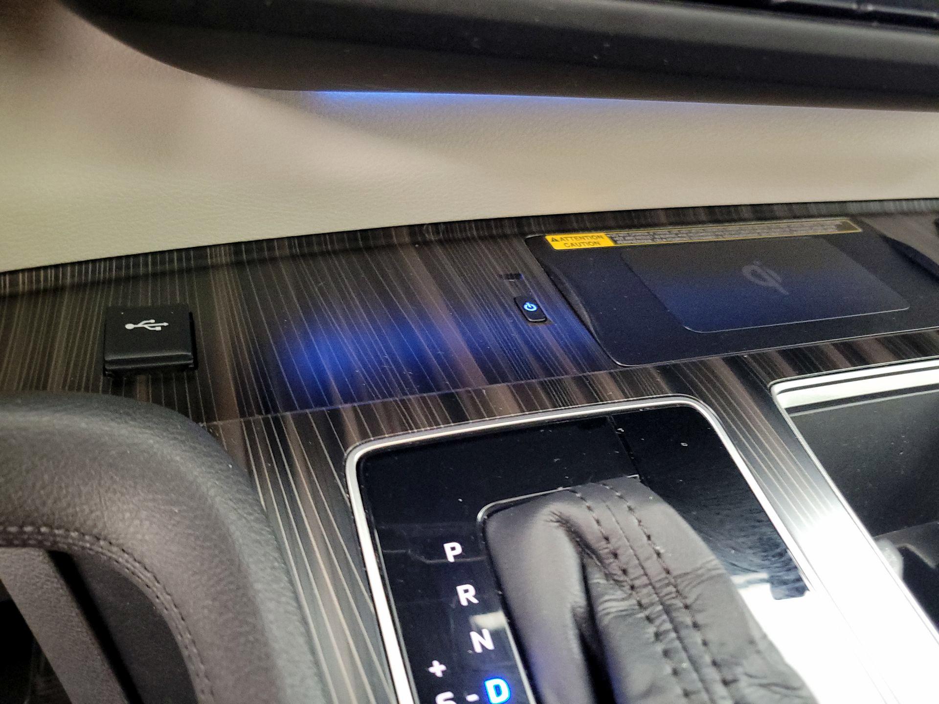 Thumbnail: 2021 Toyota Sienna - 19