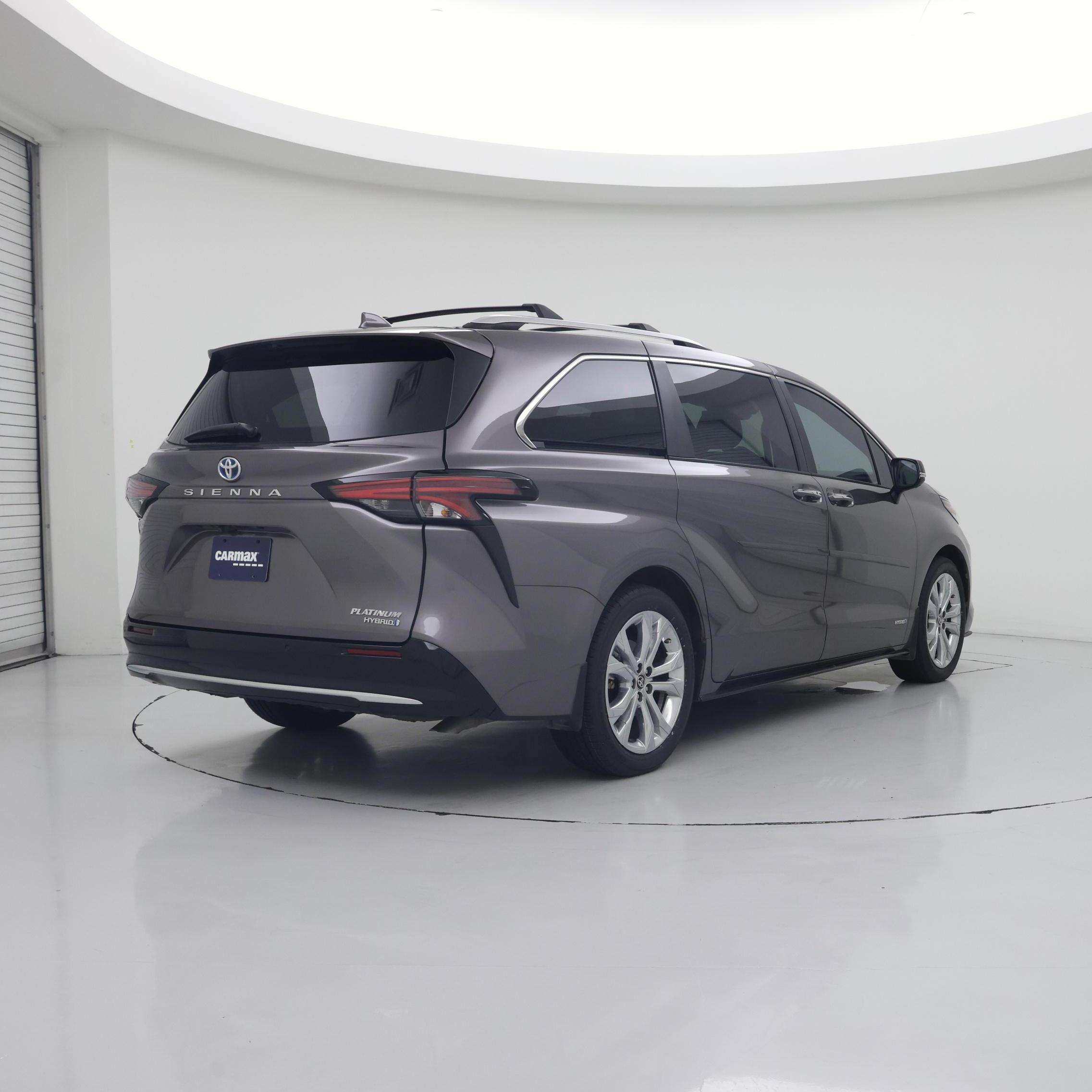 Thumbnail: 2021 Toyota Sienna - 8