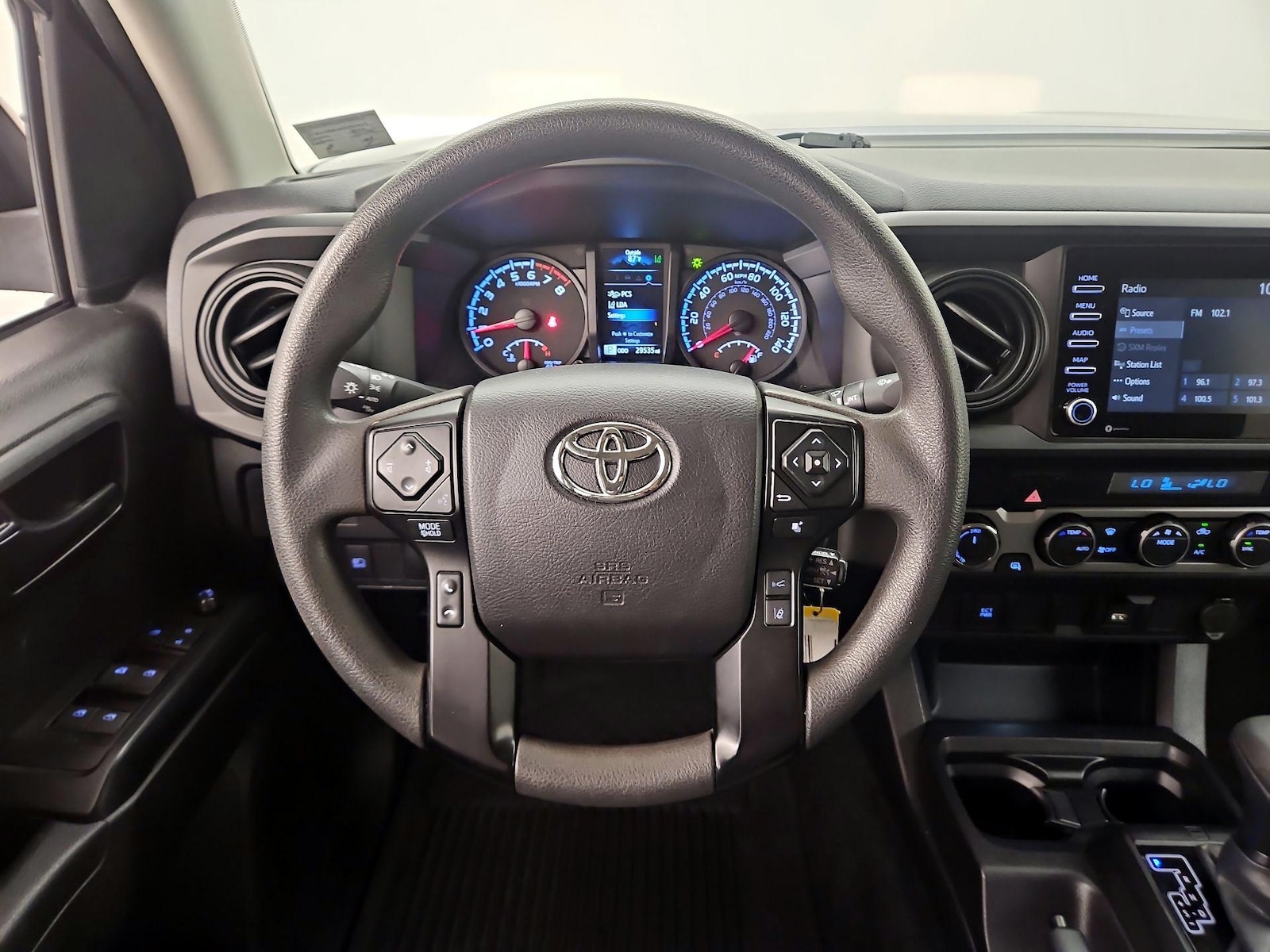 2022 Toyota Tacoma SR - Photo 11
