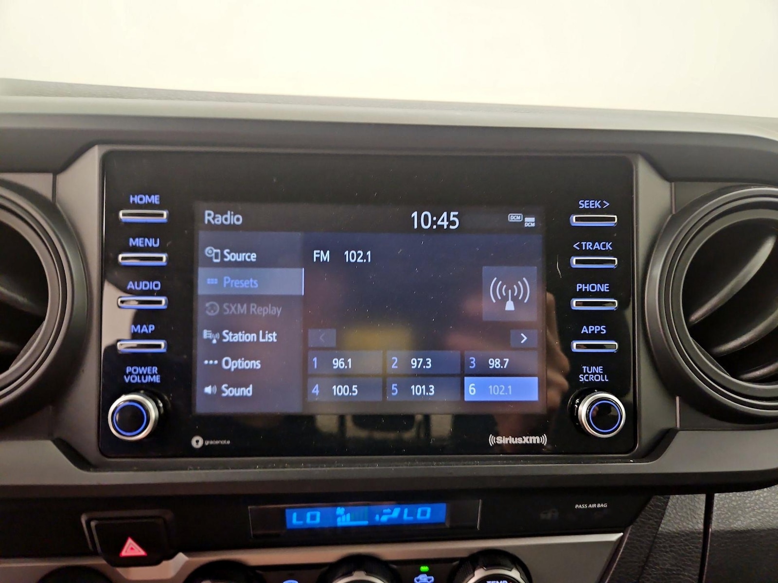 2022 Toyota Tacoma SR - Photo 16