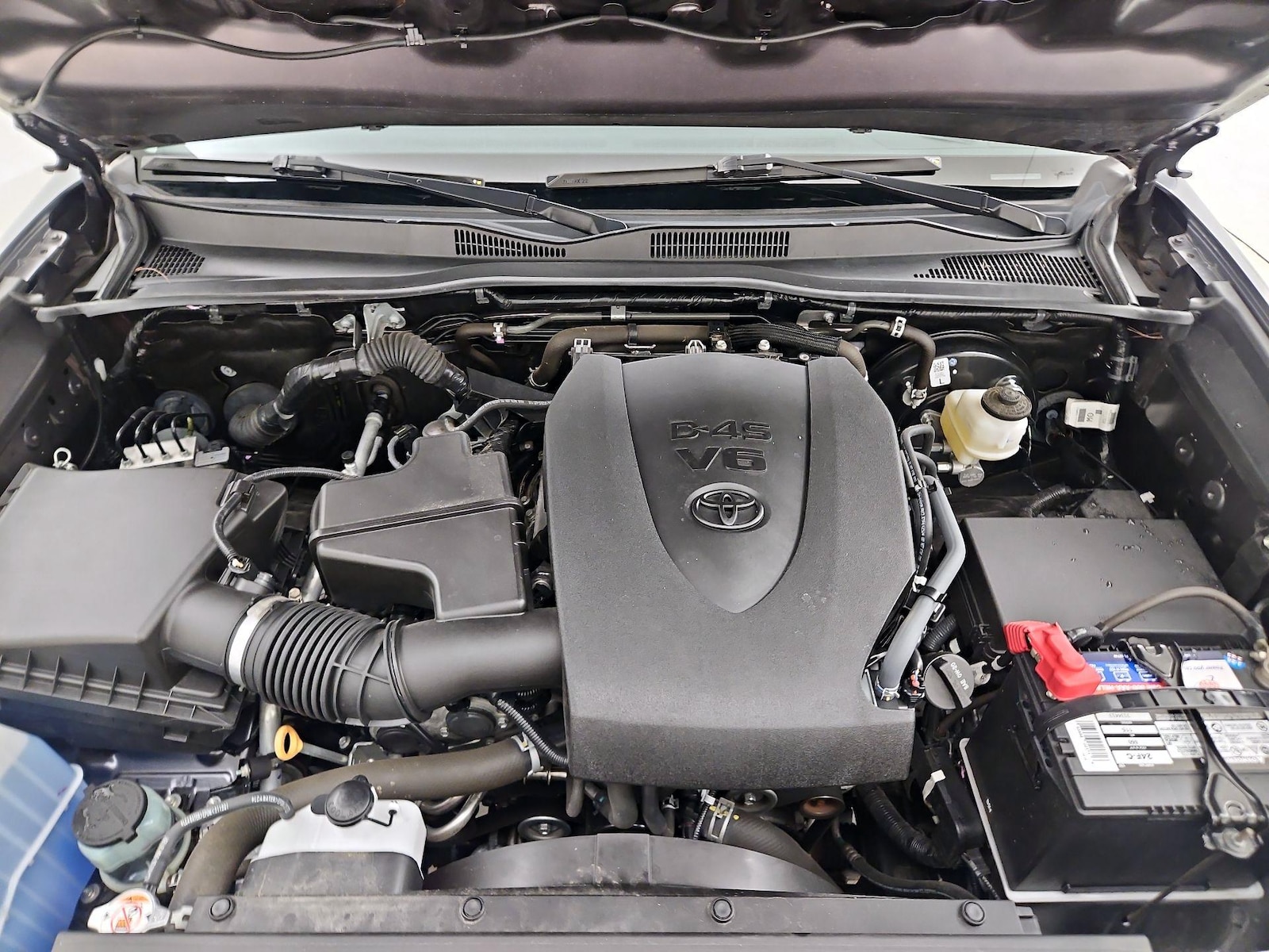 2022 Toyota Tacoma SR - Photo 22