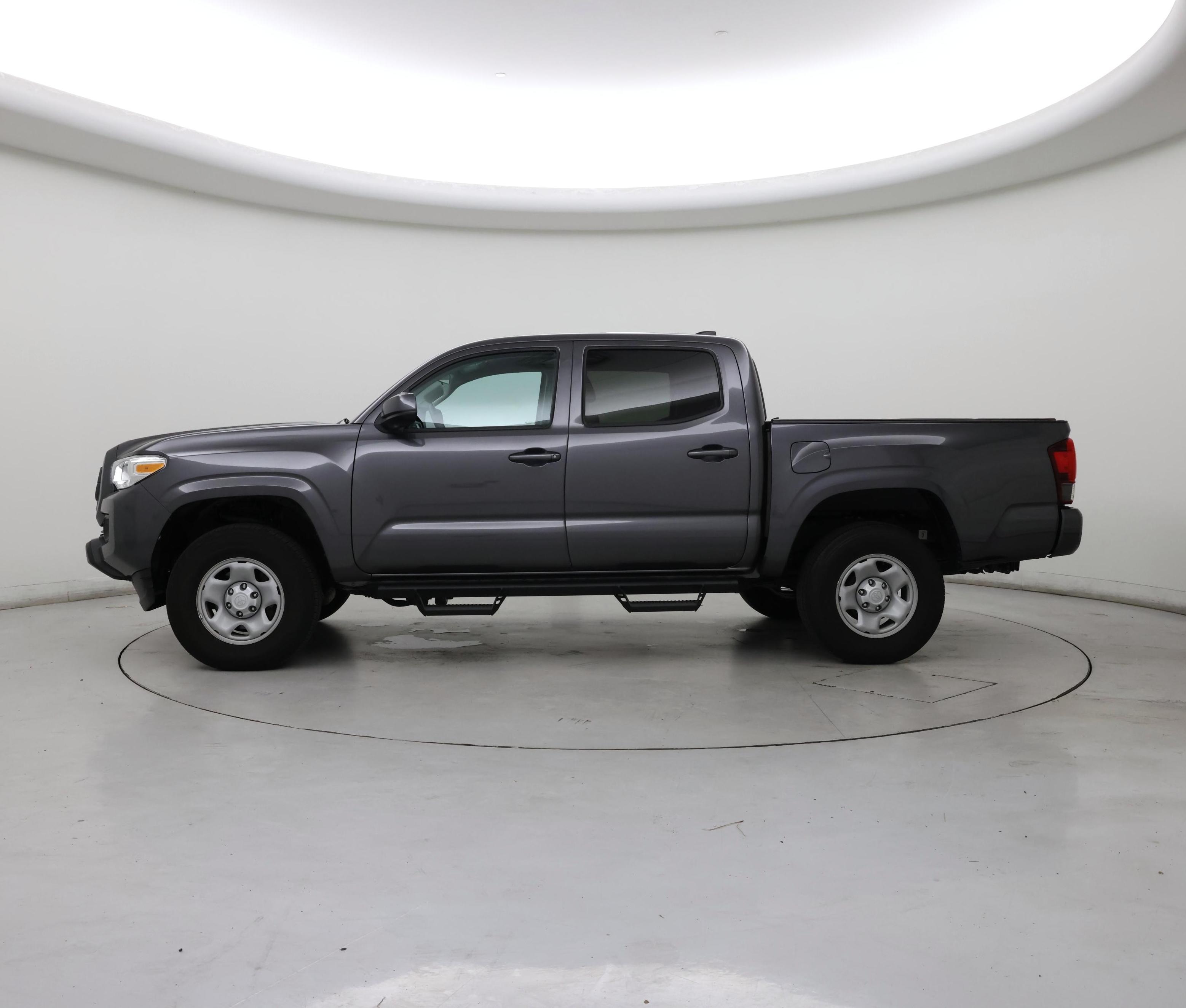 Thumbnail: 2022 Toyota Tacoma - 3