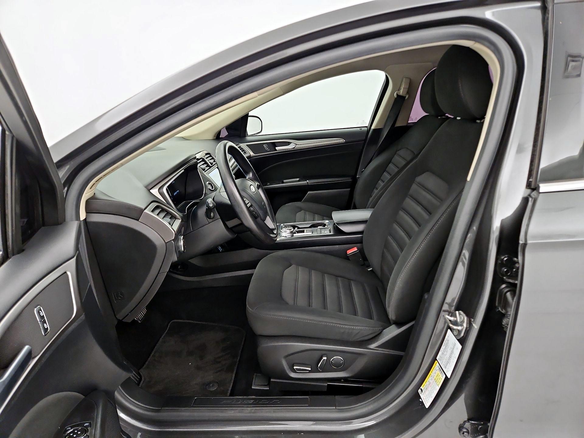Thumbnail: 2019 Ford Fusion - 11