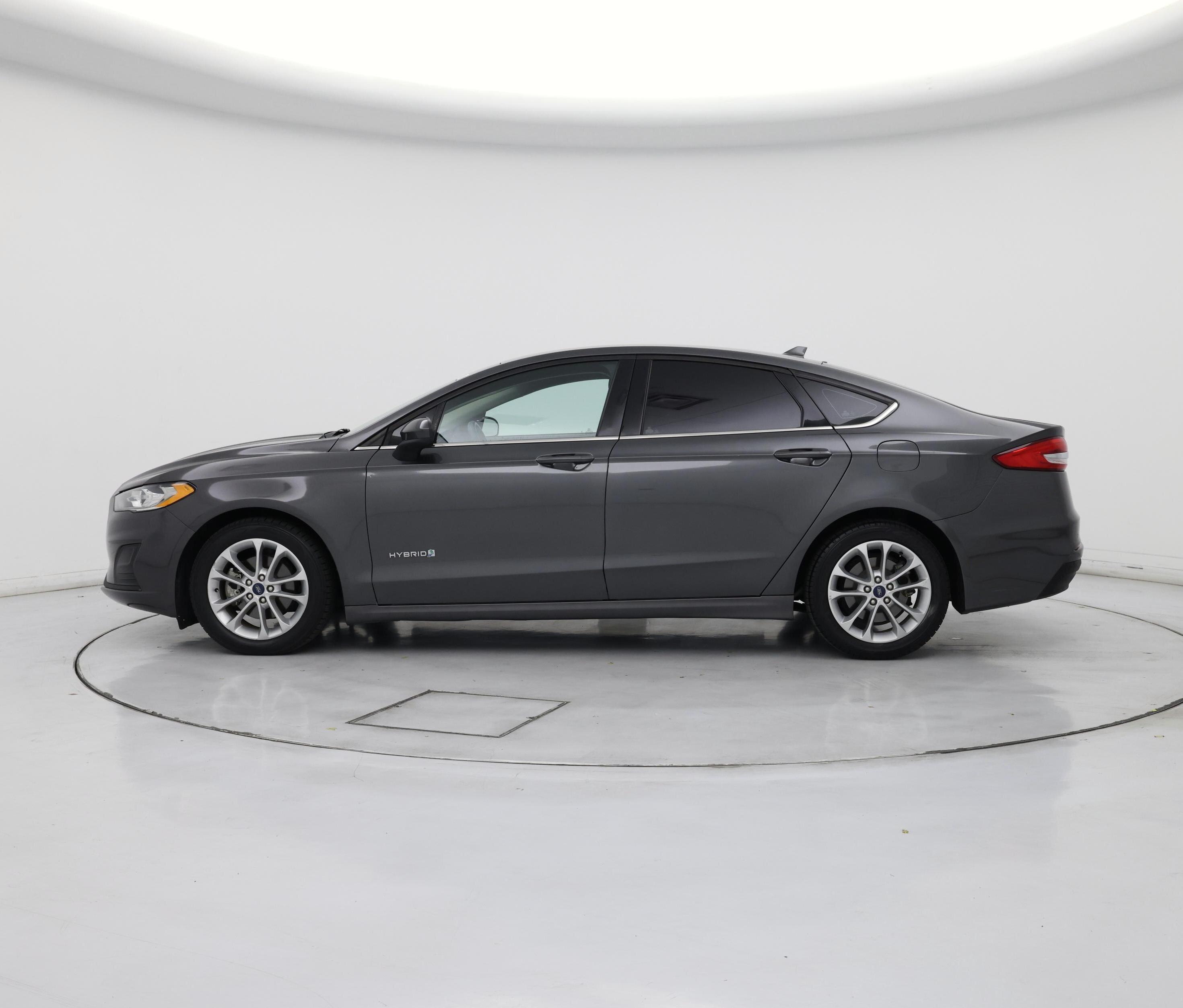 Thumbnail: 2019 Ford Fusion - 3