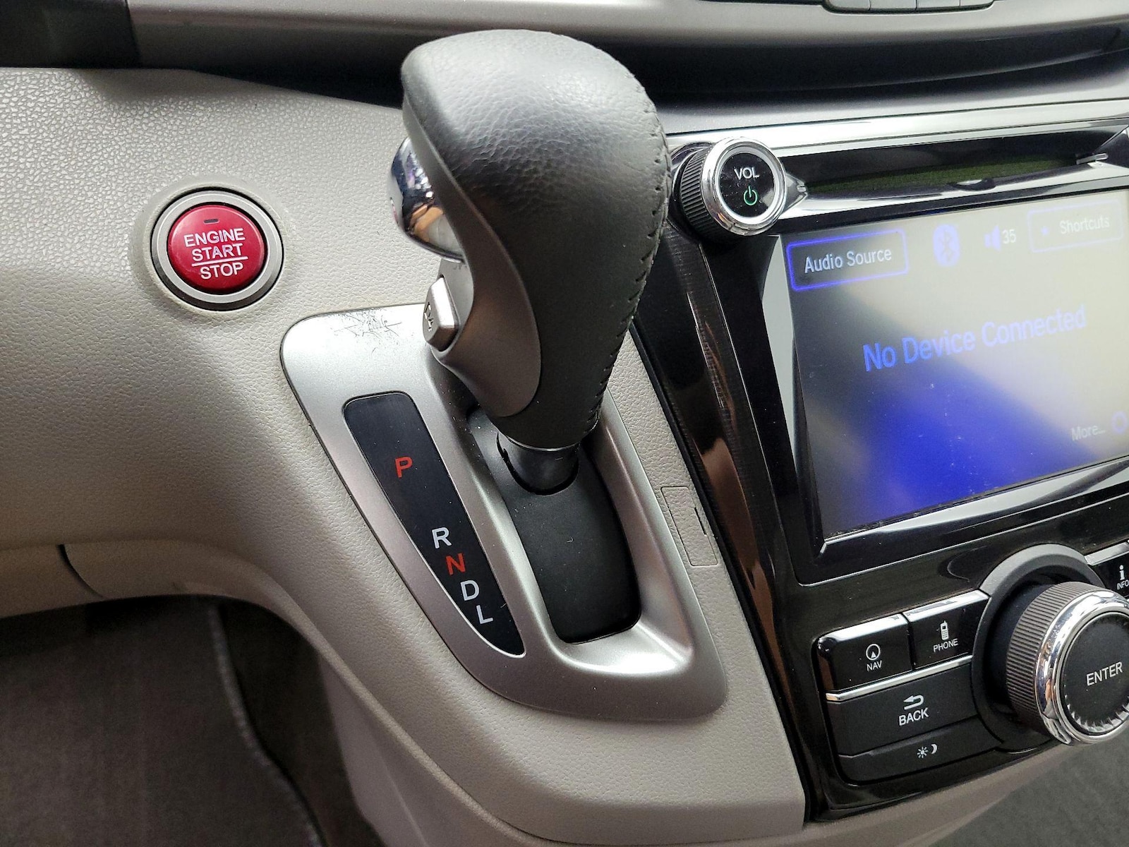 2016 Honda Odyssey Touring Elite - Photo 19