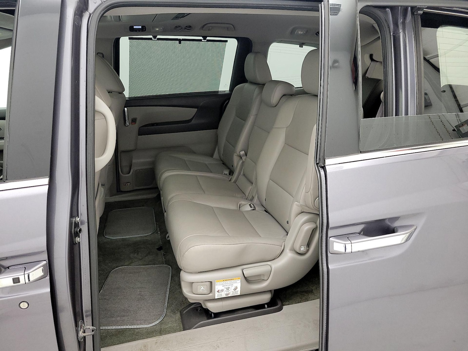 2016 Honda Odyssey Touring Elite - Photo 22
