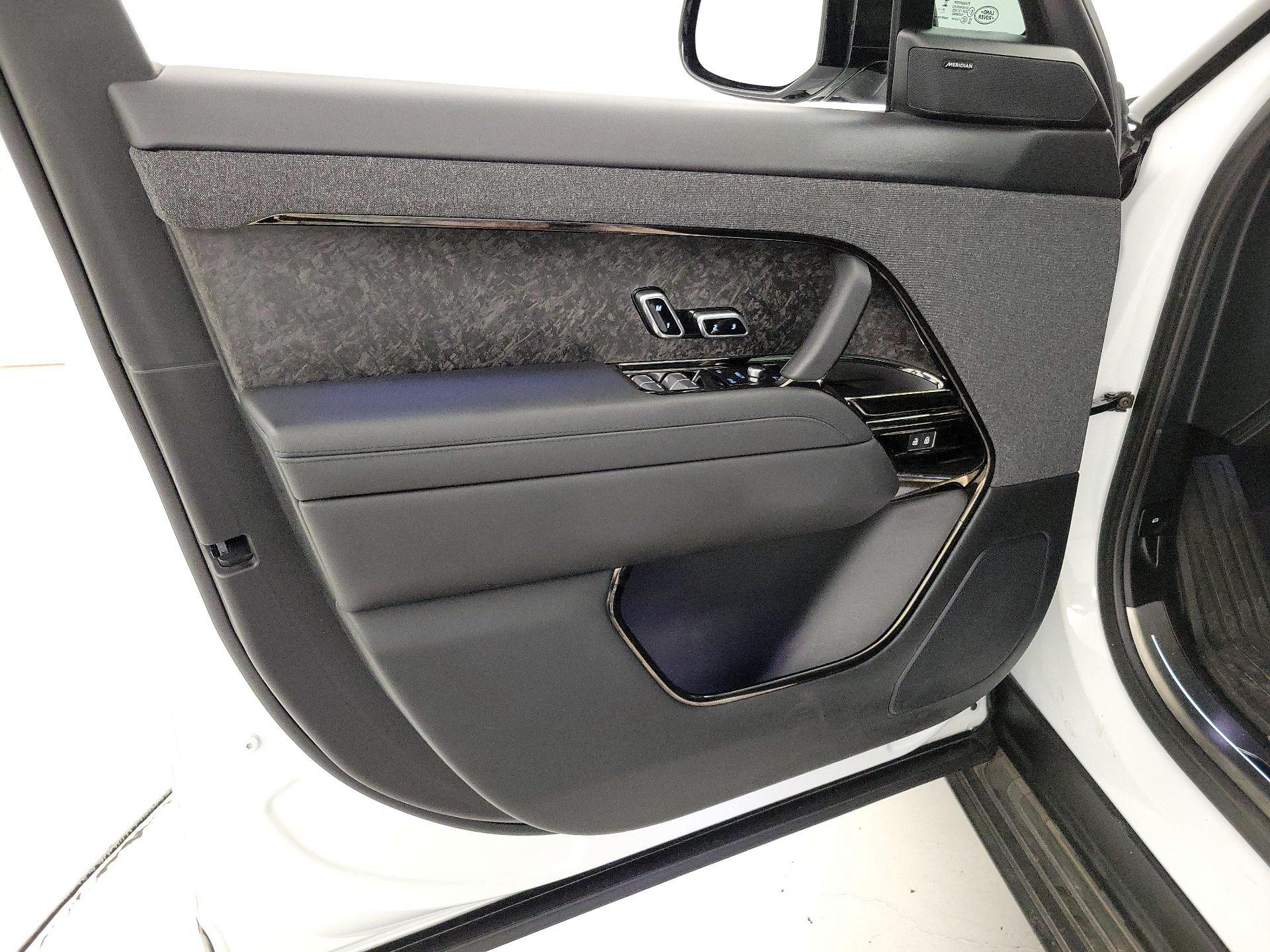 Thumbnail: 2023 Land Rover Range Rover Sport - 12