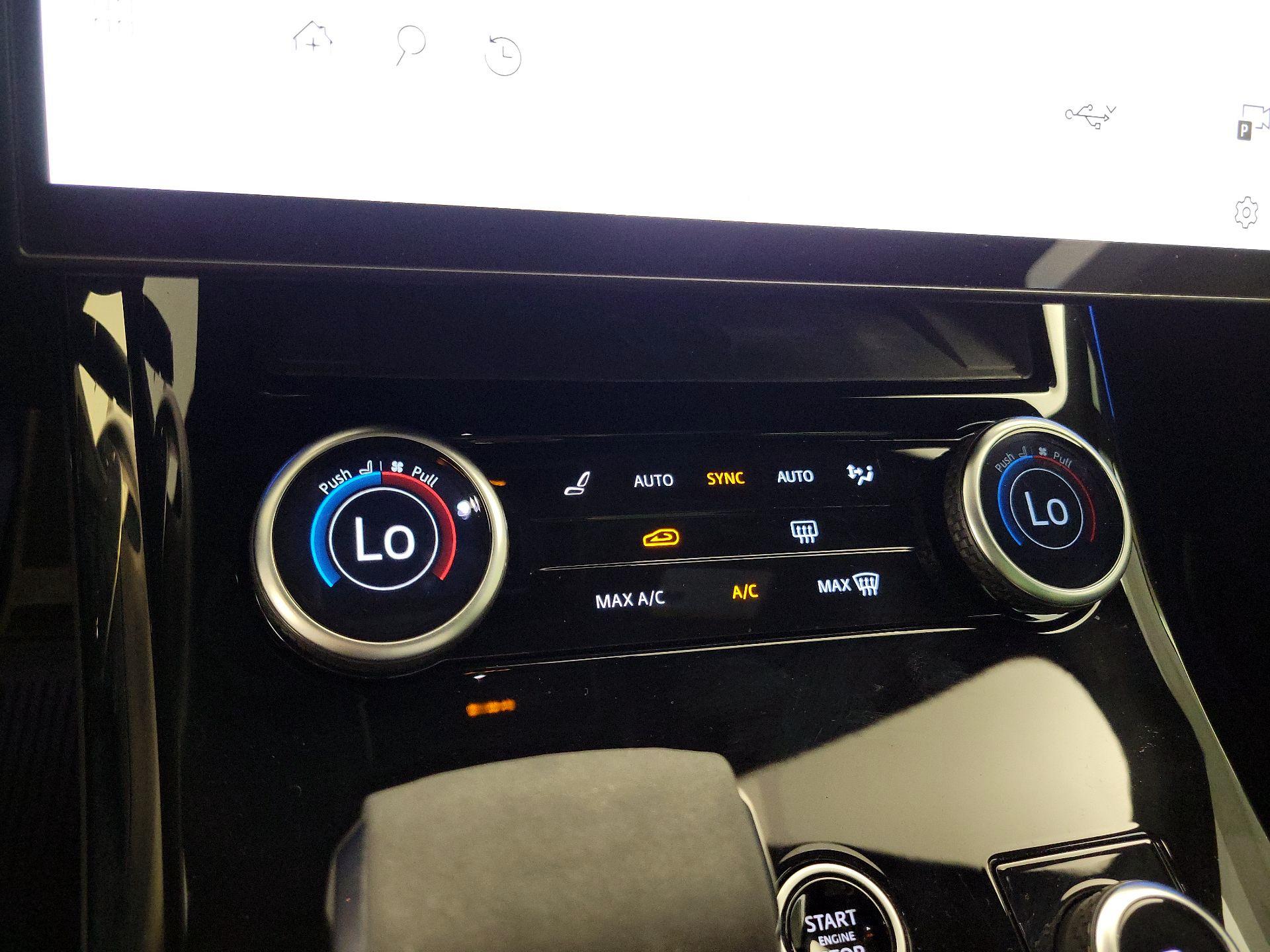 Thumbnail: 2023 Land Rover Range Rover Sport - 17