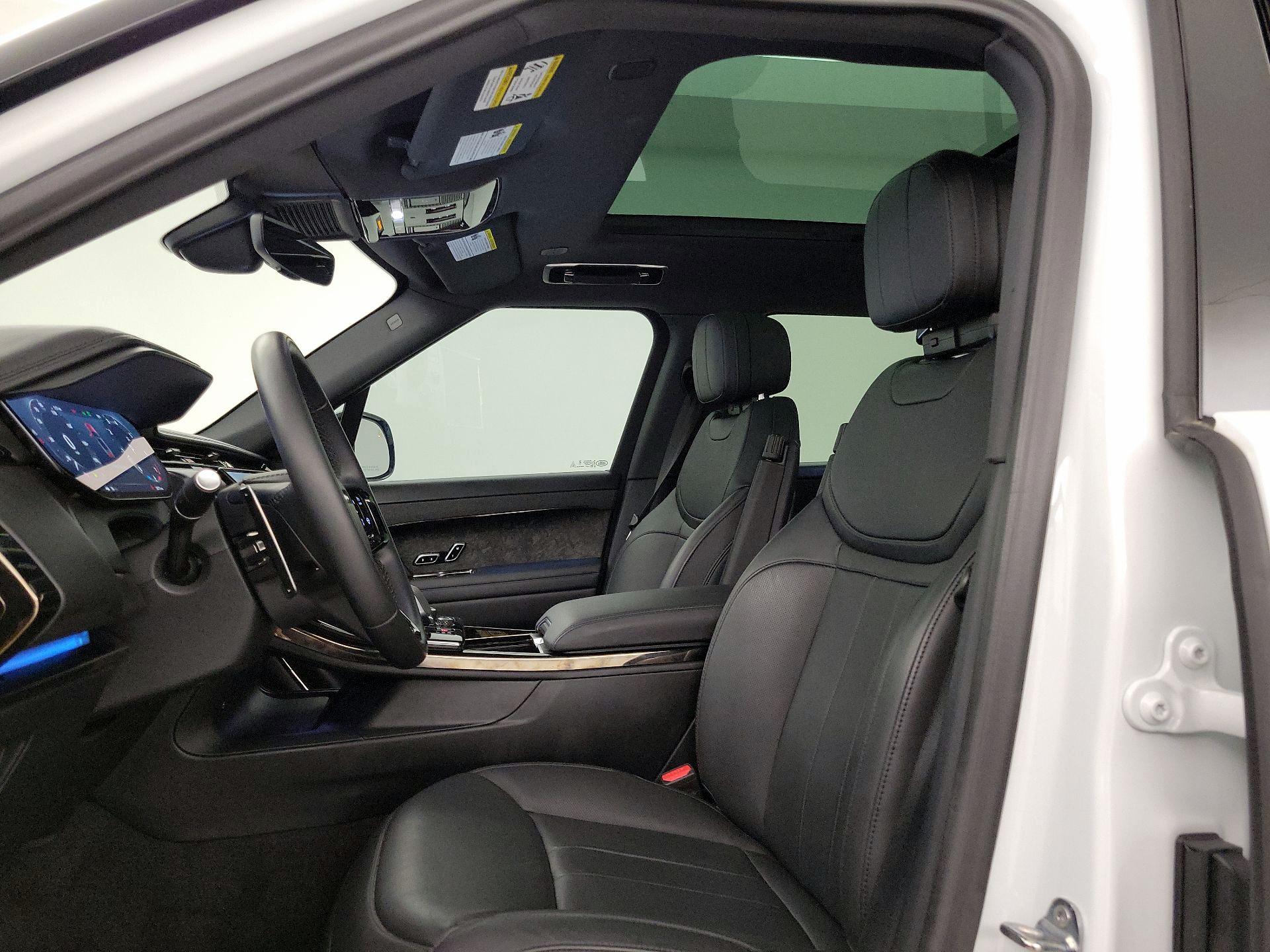 Thumbnail: 2023 Land Rover Range Rover Sport - 19