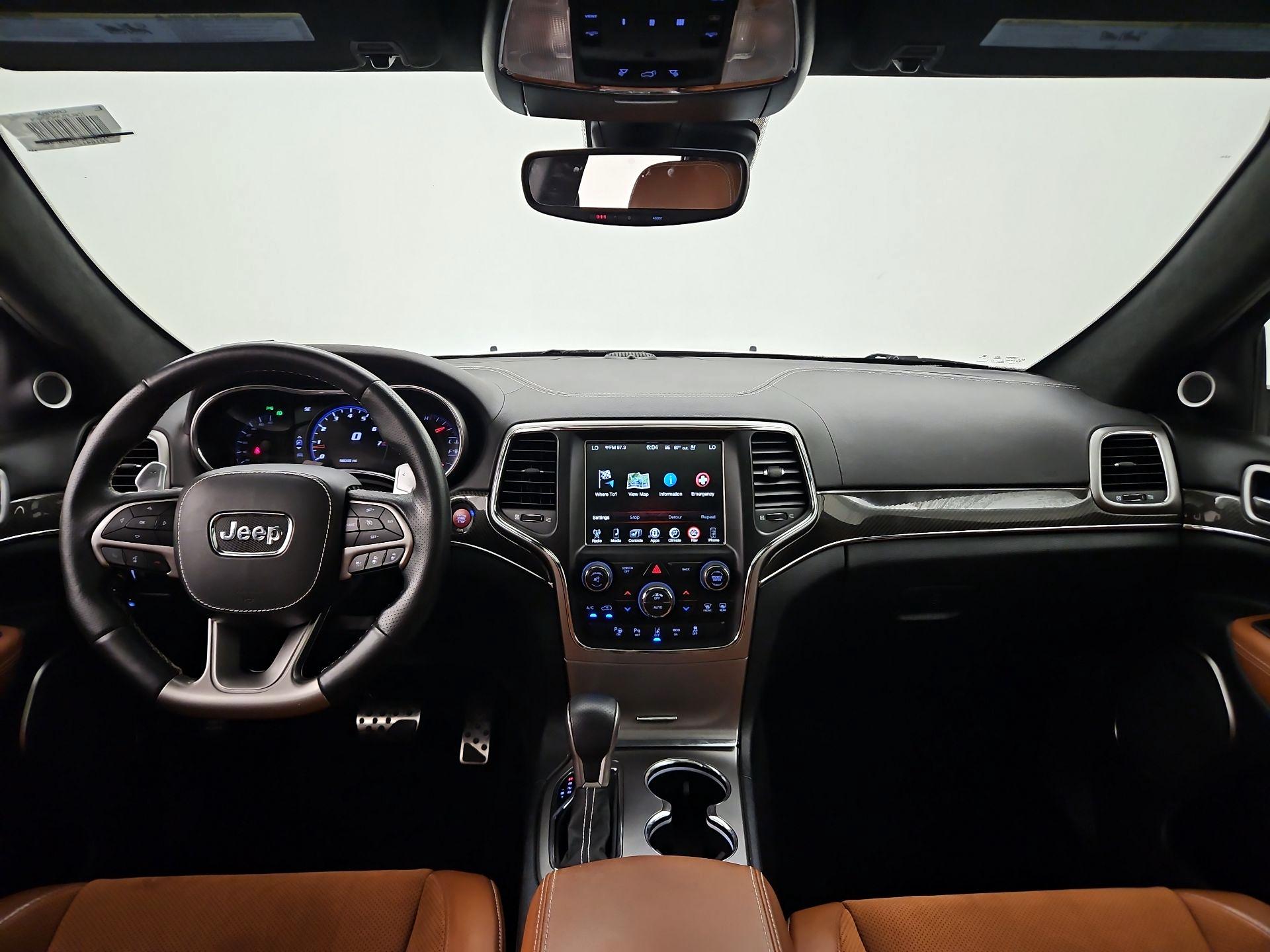 Thumbnail: 2017 Jeep Grand Cherokee - 9