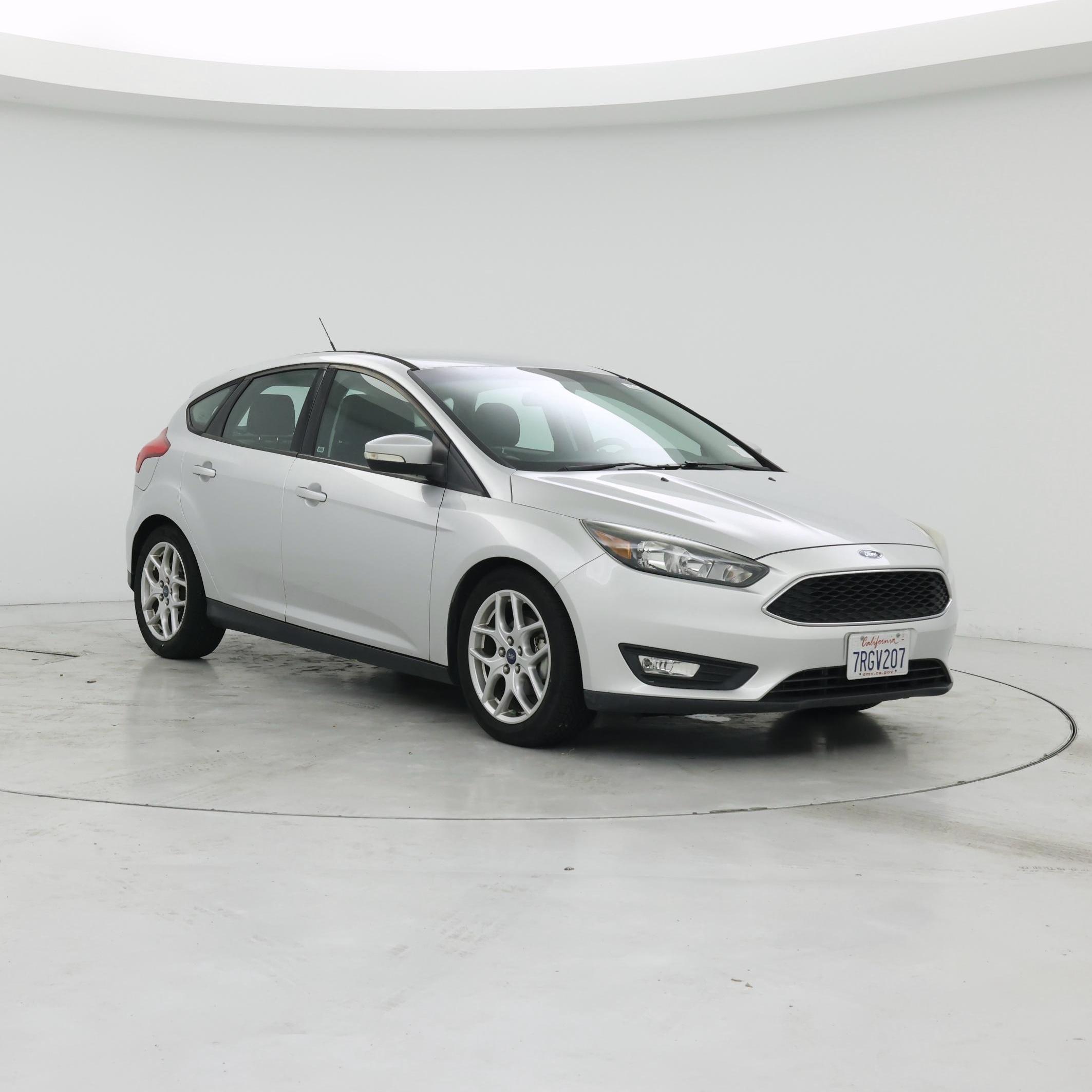 Silver 2015 Ford Focus Hatchback Front-Wheel Drive Automatic