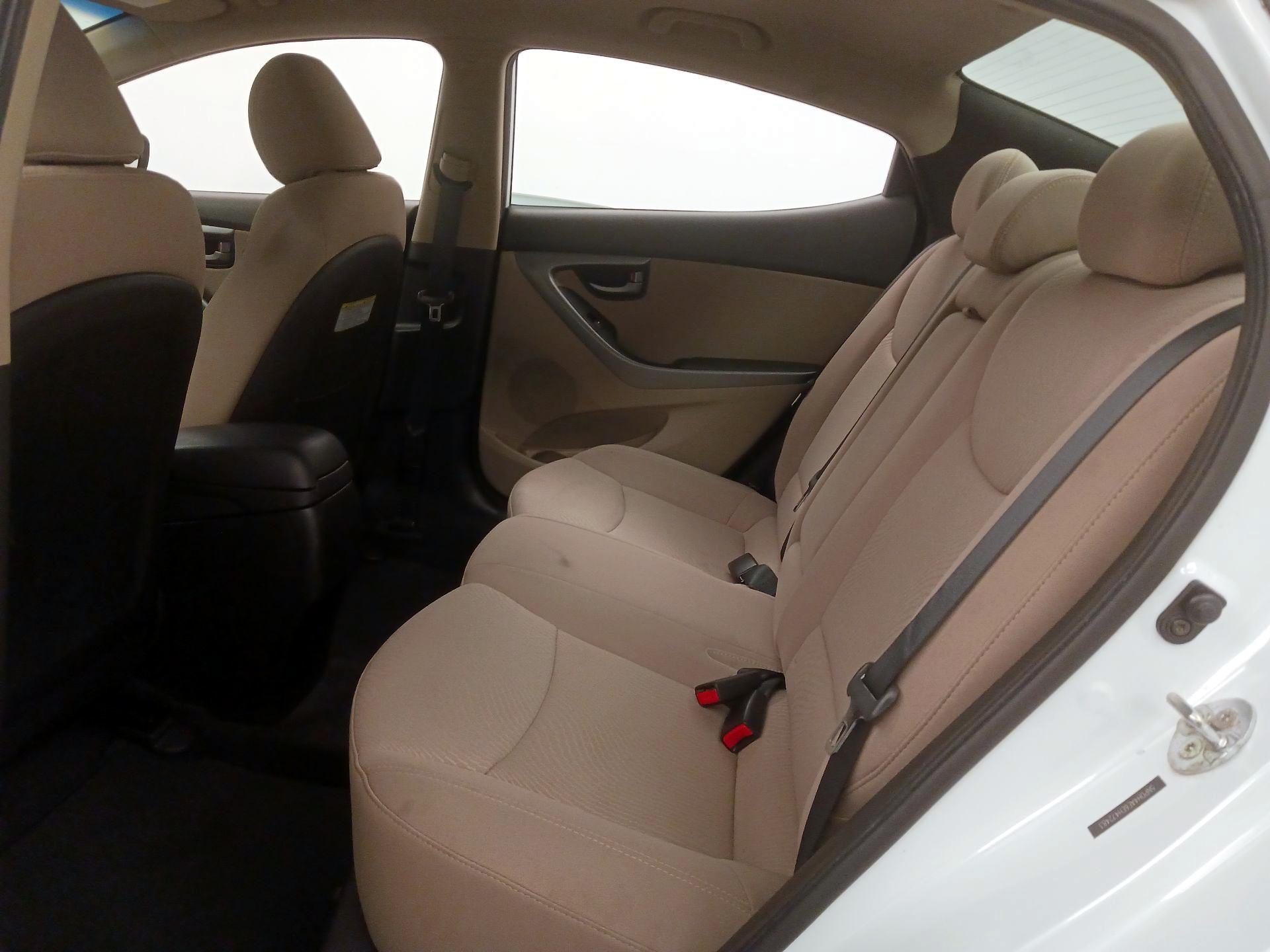 Thumbnail: 2014 Hyundai Elantra - 19