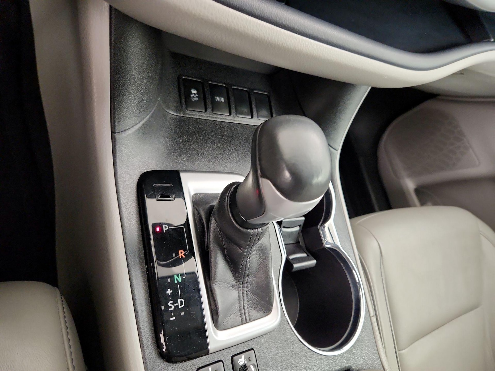 2015 Toyota Highlander XLE - Photo 19