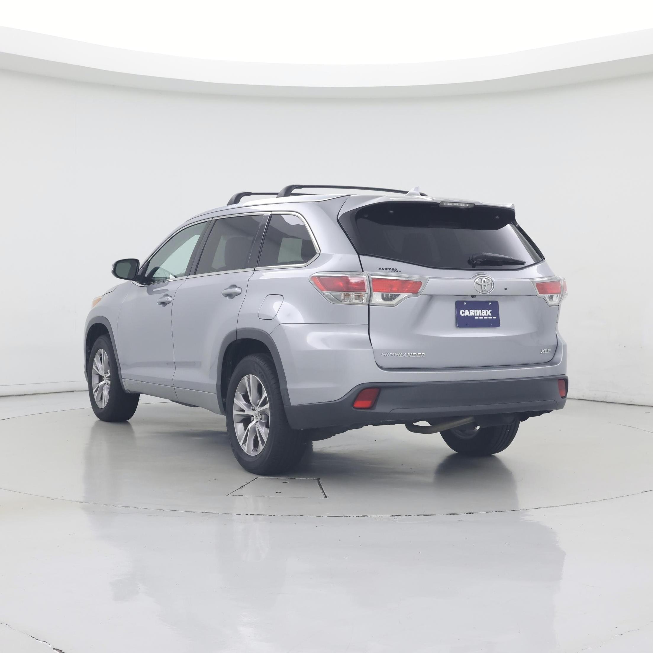 Thumbnail: 2015 Toyota Highlander - 2