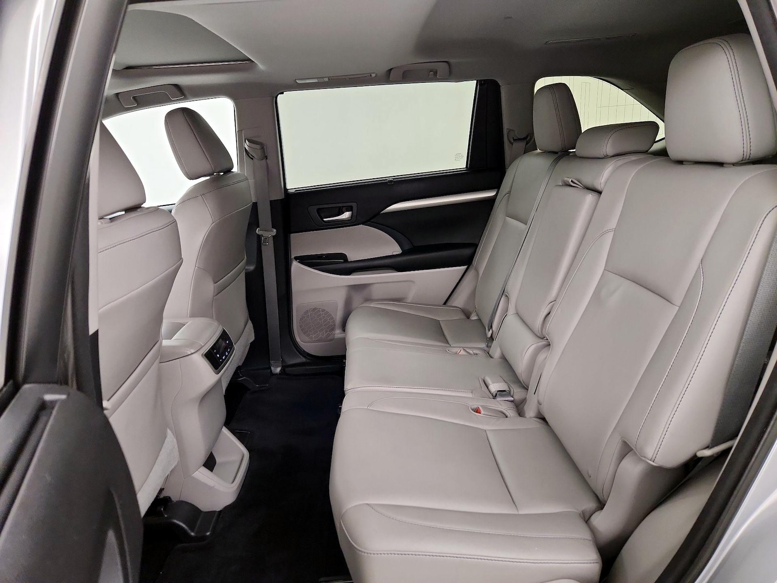 2015 Toyota Highlander XLE - Photo 22