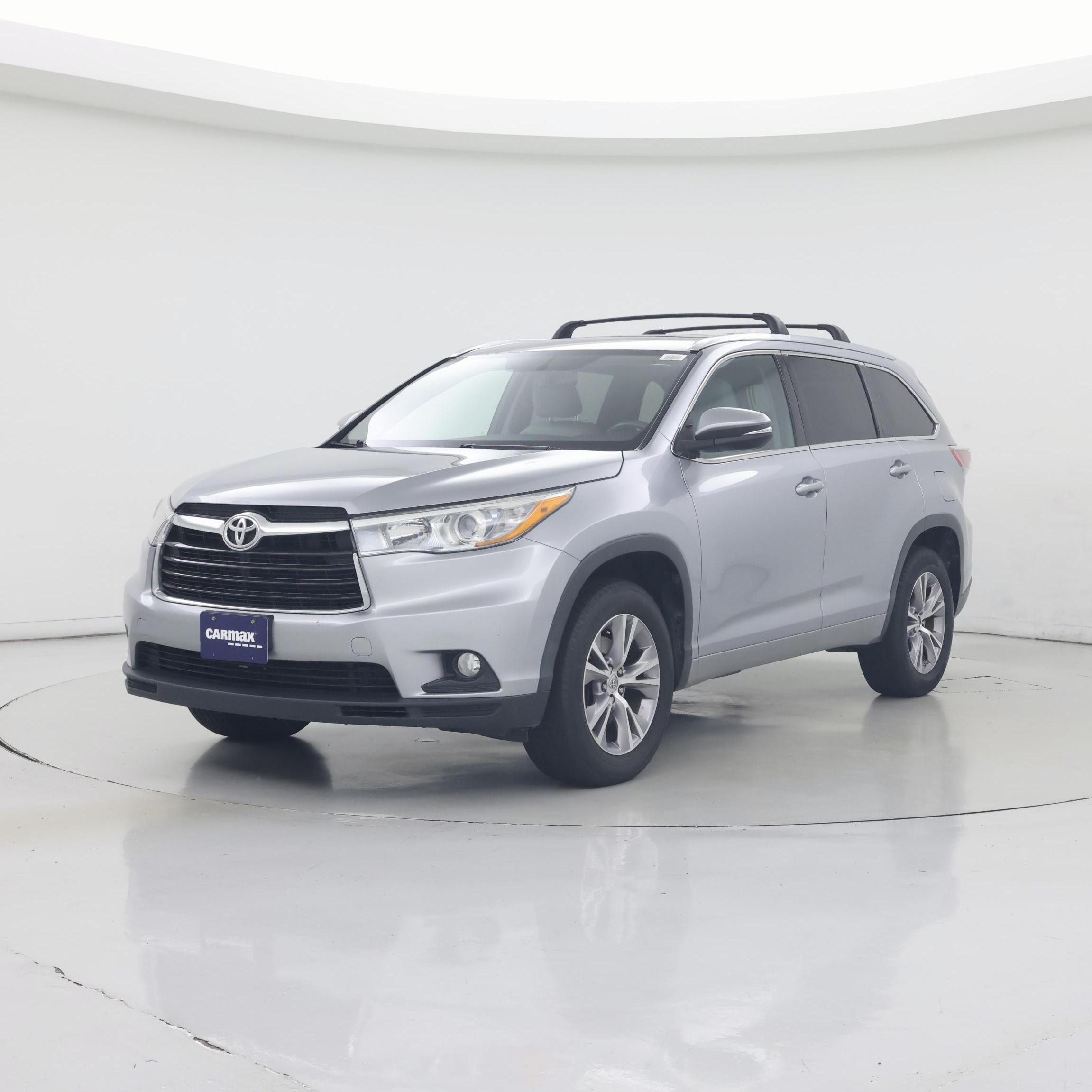 Thumbnail: 2015 Toyota Highlander - 4