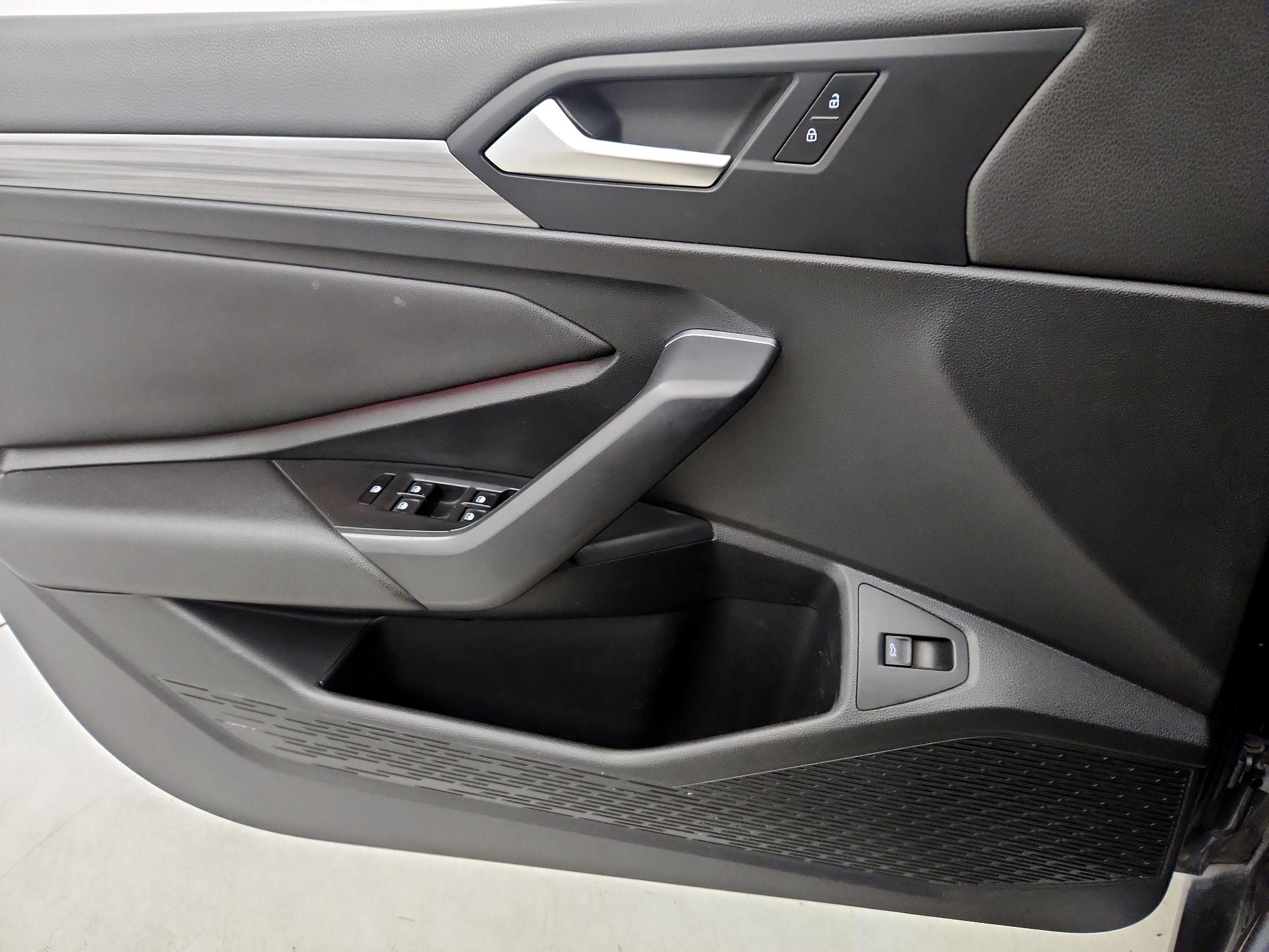 Thumbnail: 2020 Volkswagen Jetta - 12