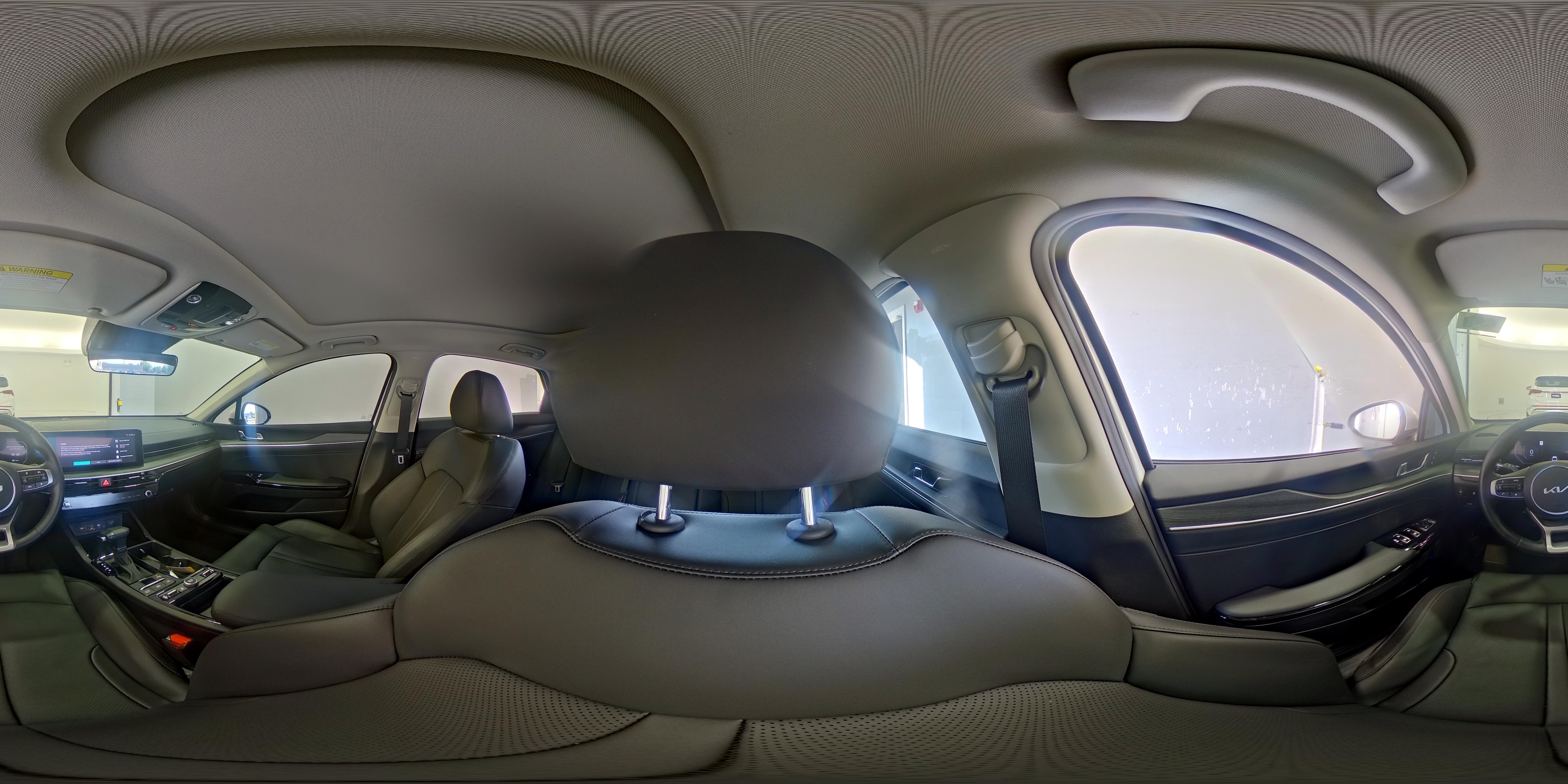 2025 Kia K5 EX - Photo 26