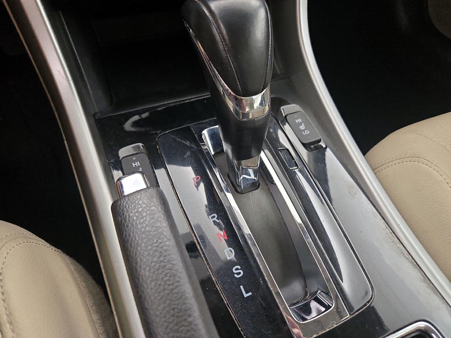 Thumbnail: 2016 Honda Accord - 18