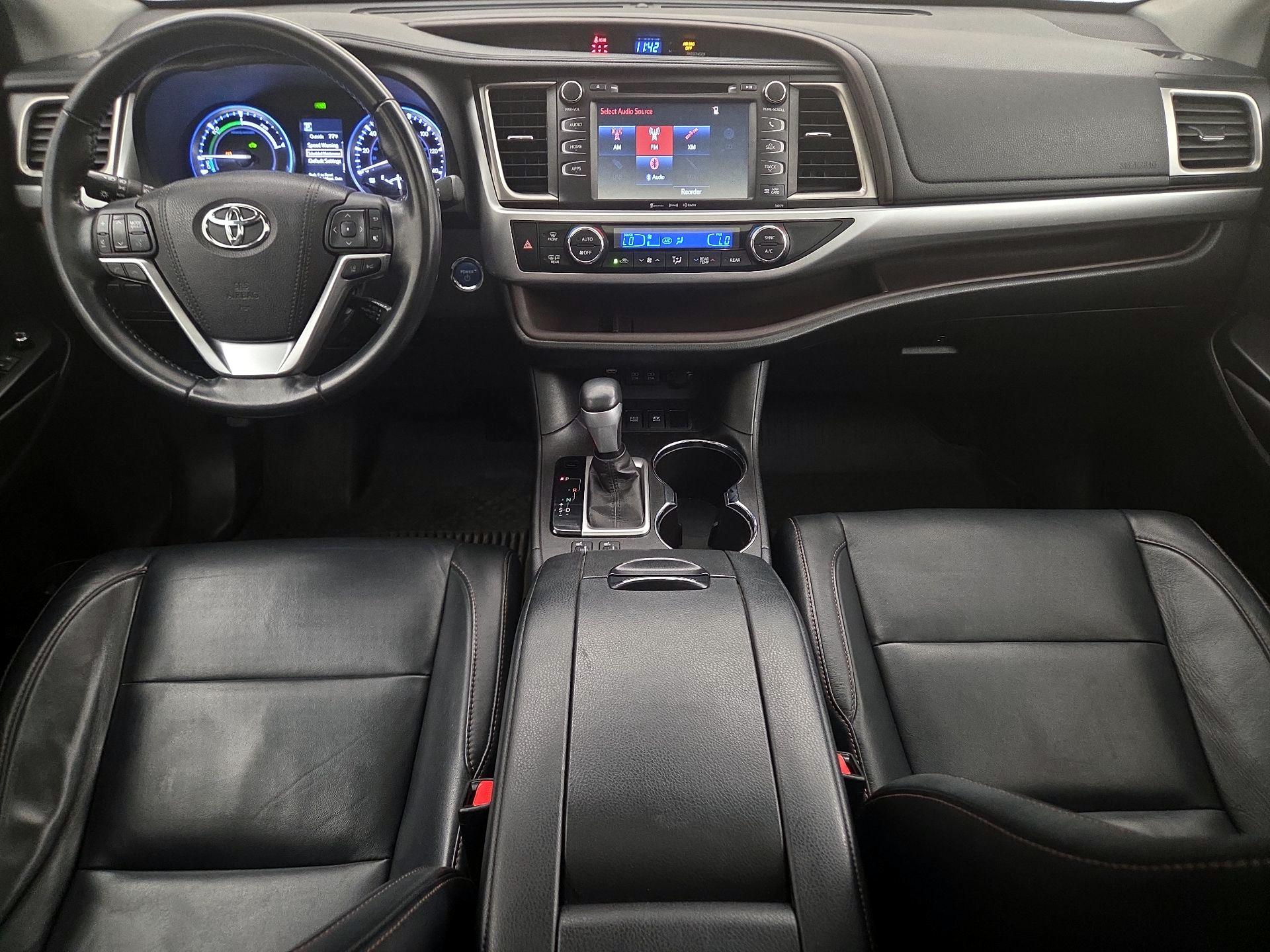 Thumbnail: 2017 Toyota Highlander - 9