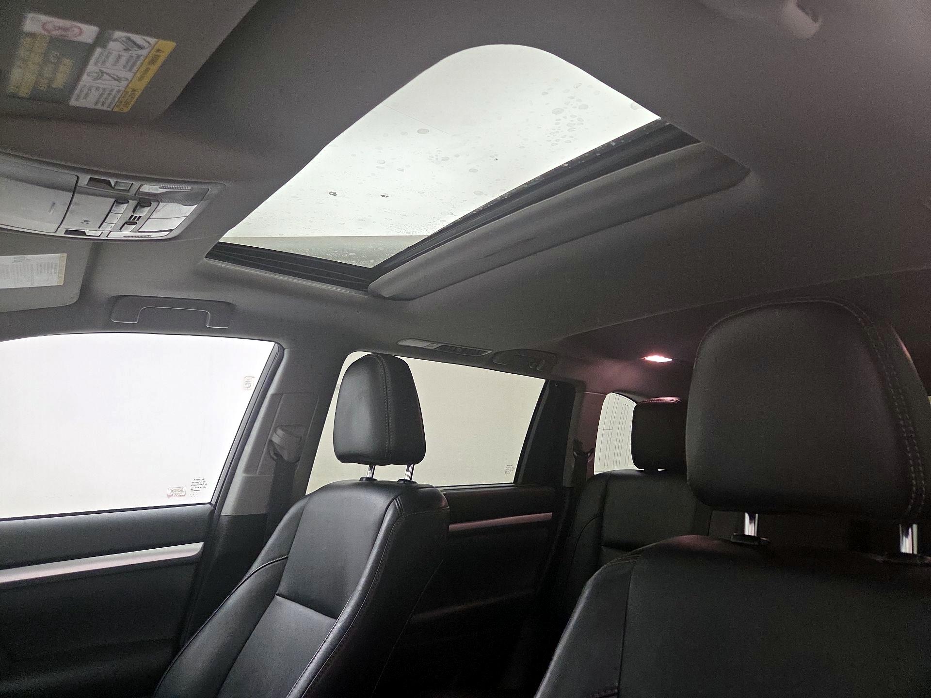 Thumbnail: 2017 Toyota Highlander - 19